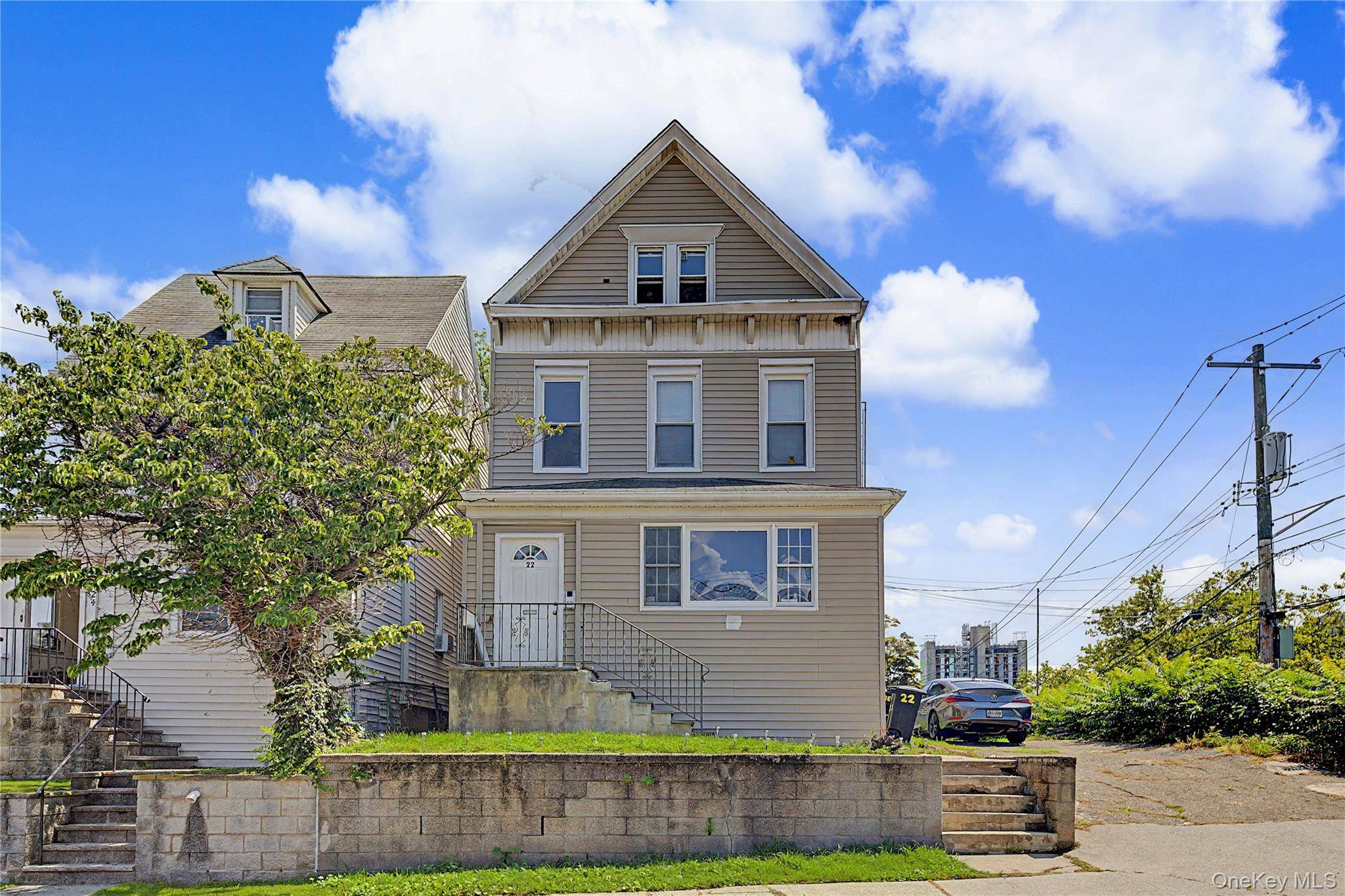 20 aka 22 Crescent PL, Yonkers, NY 10704