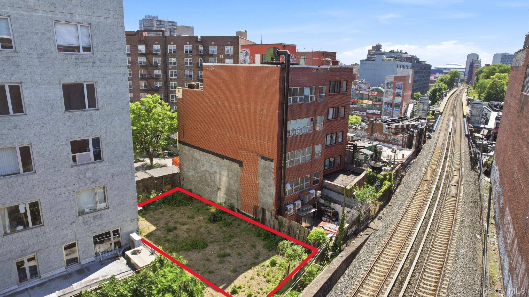 13625 41st AVE, Flushing, NY 11355