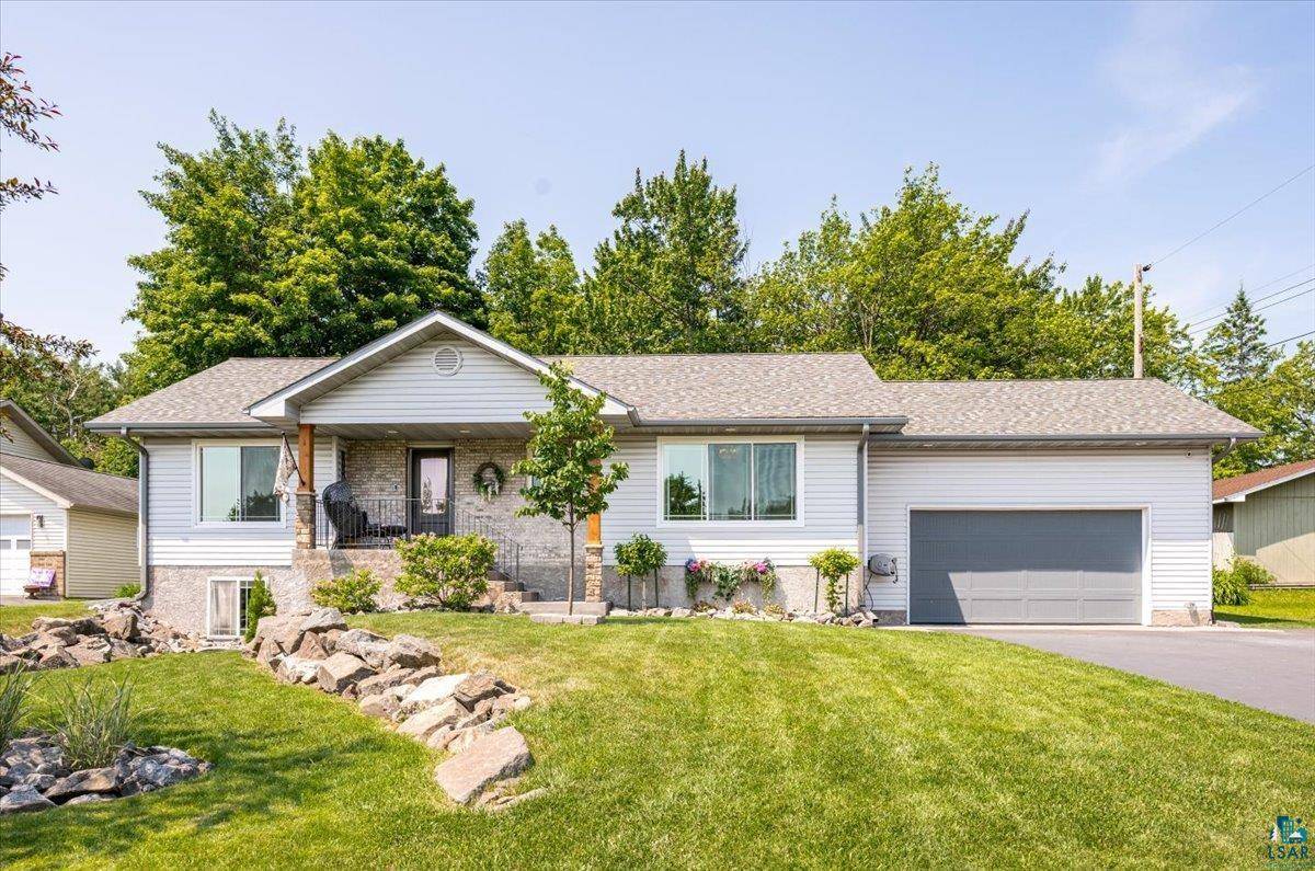 231 Chambersburg Dr, Duluth, MN 55811