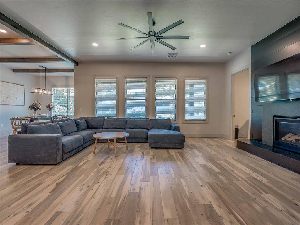 8624 Snow CT, Arcadia, OK 73007
