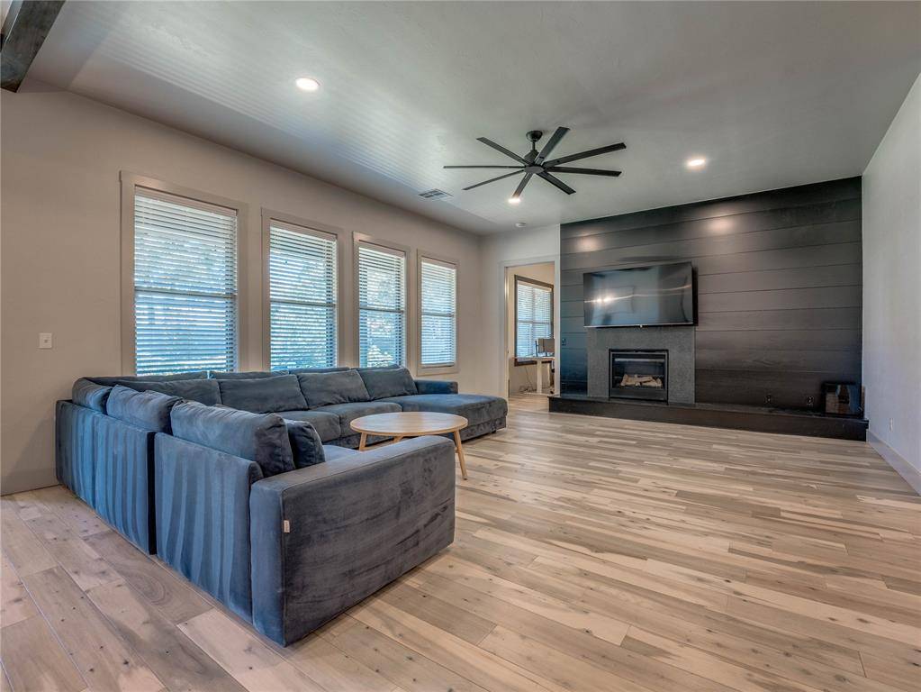 8624 Snow CT, Arcadia, OK 73007