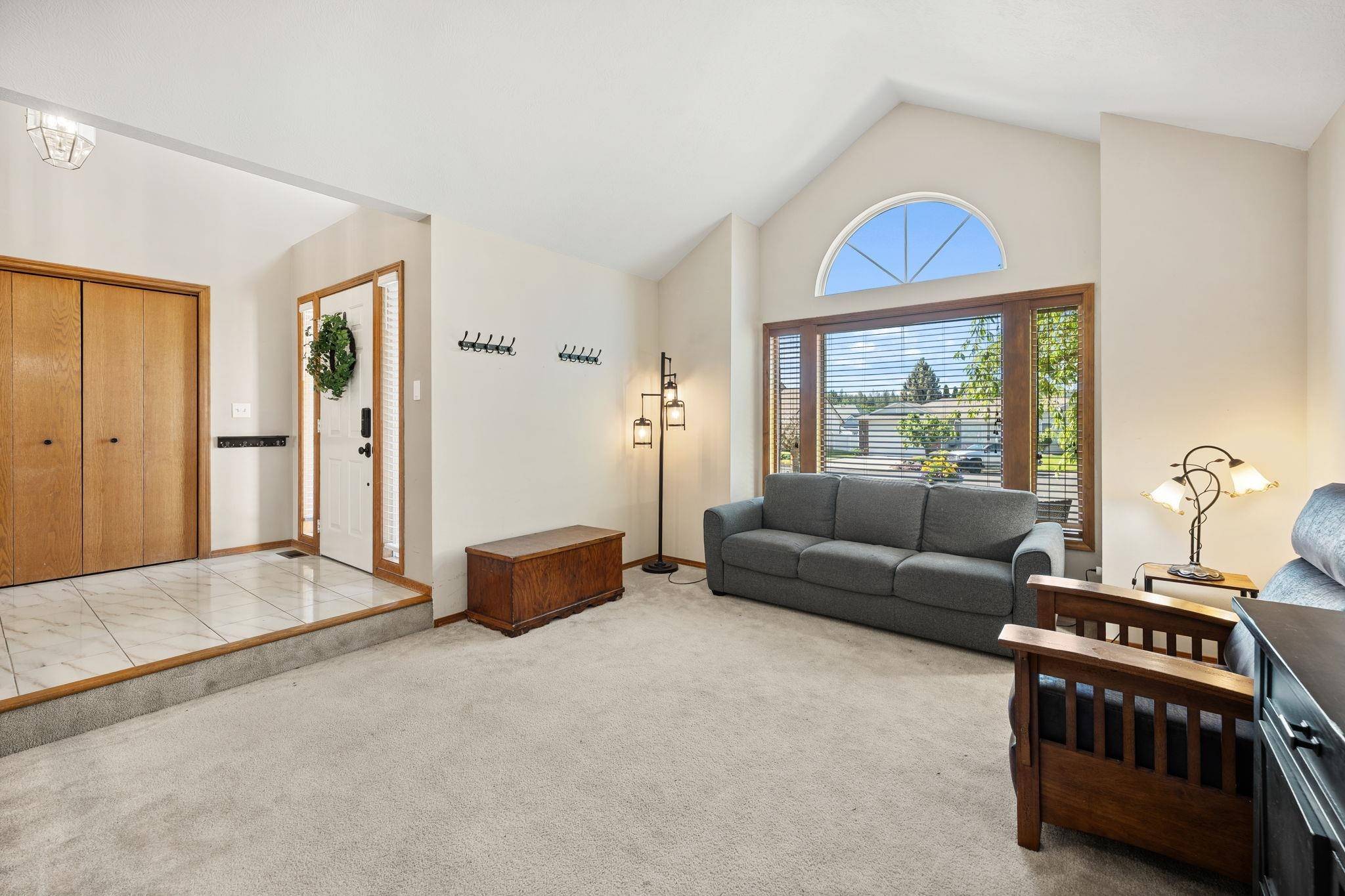 9712 W Masters Ln, Cheney, WA 99004