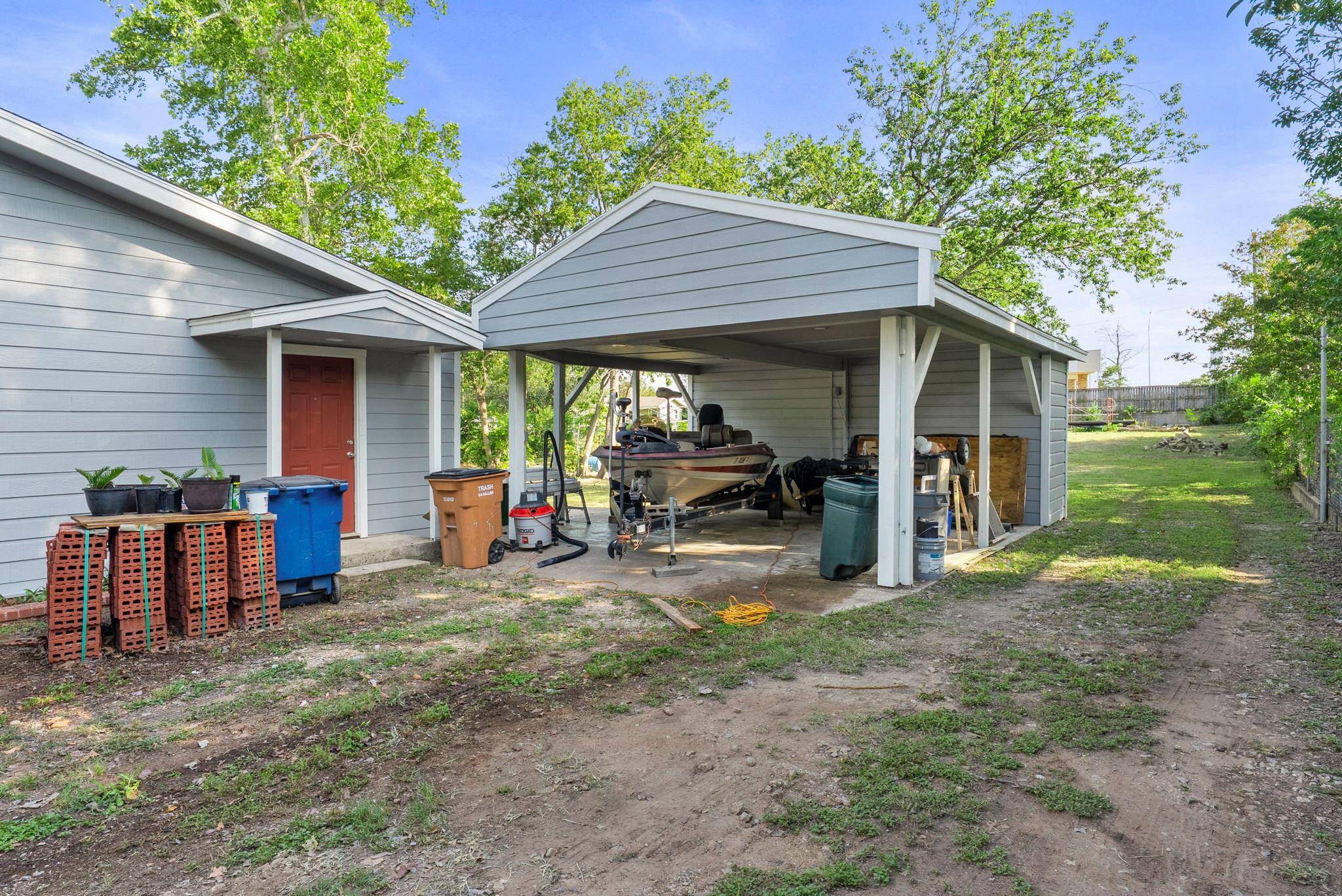 1905 Bissel LN, Austin, TX 78745