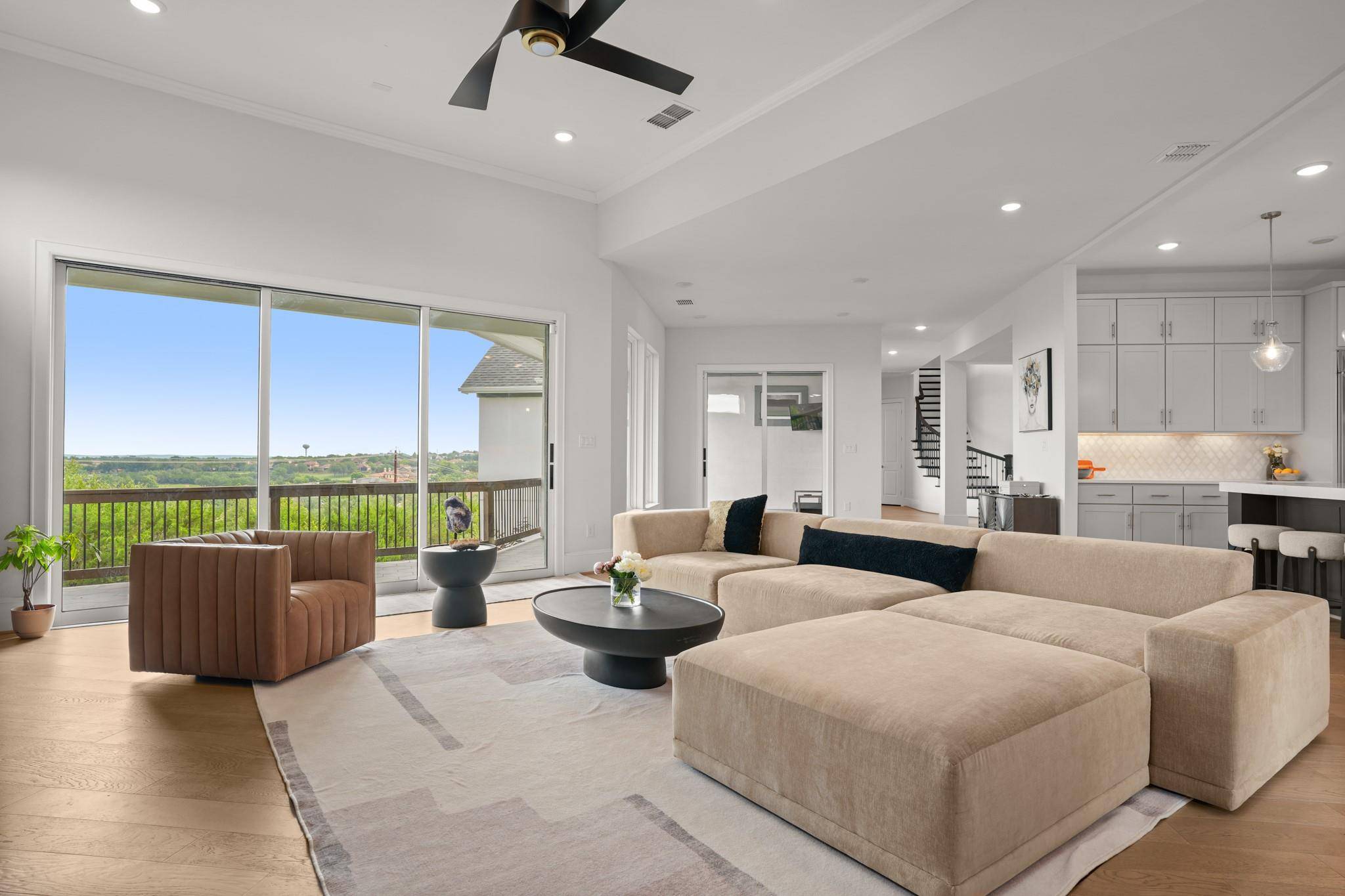 104 Lodestone CV, Austin, TX 78738