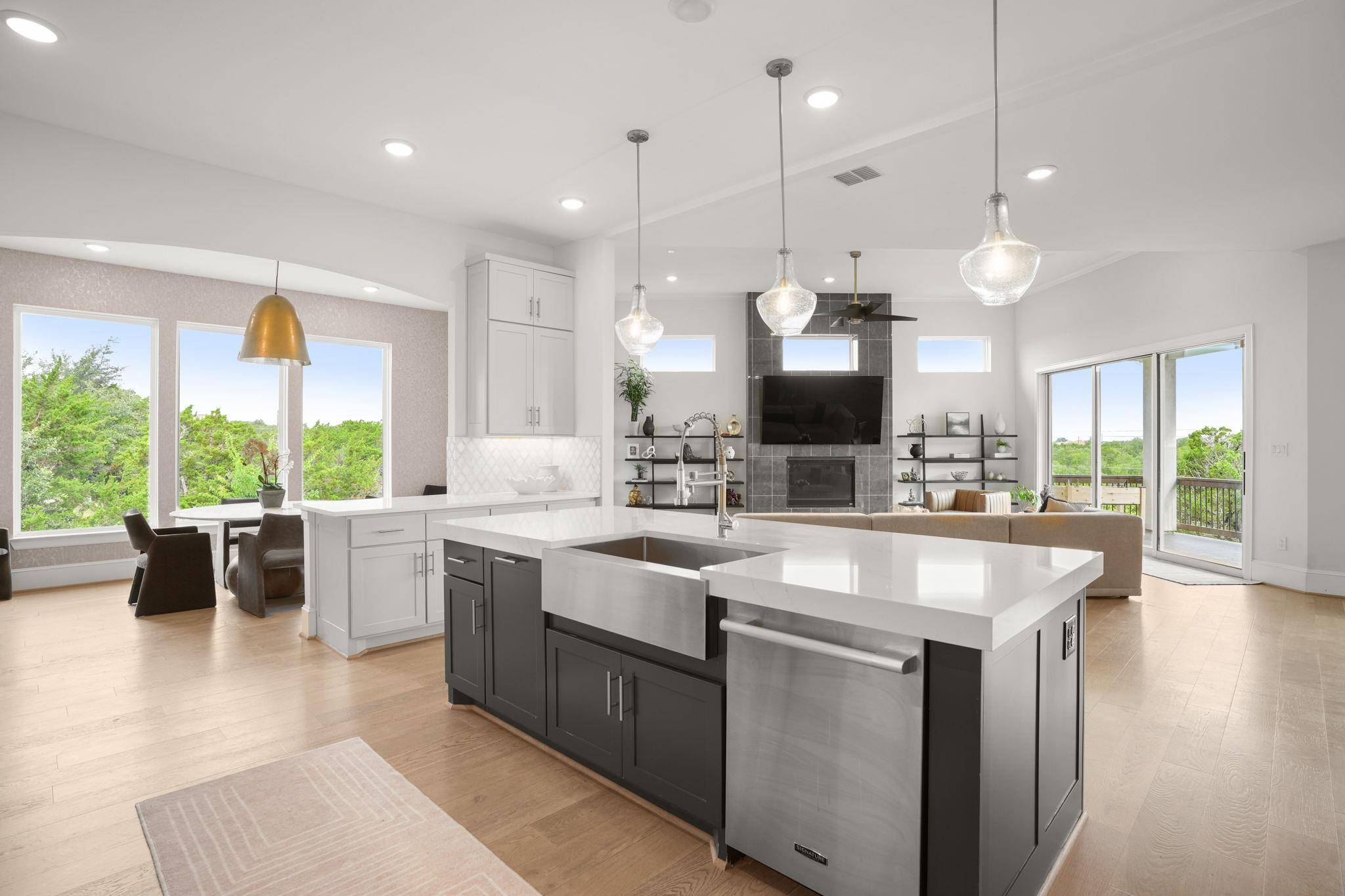 104 Lodestone CV, Austin, TX 78738