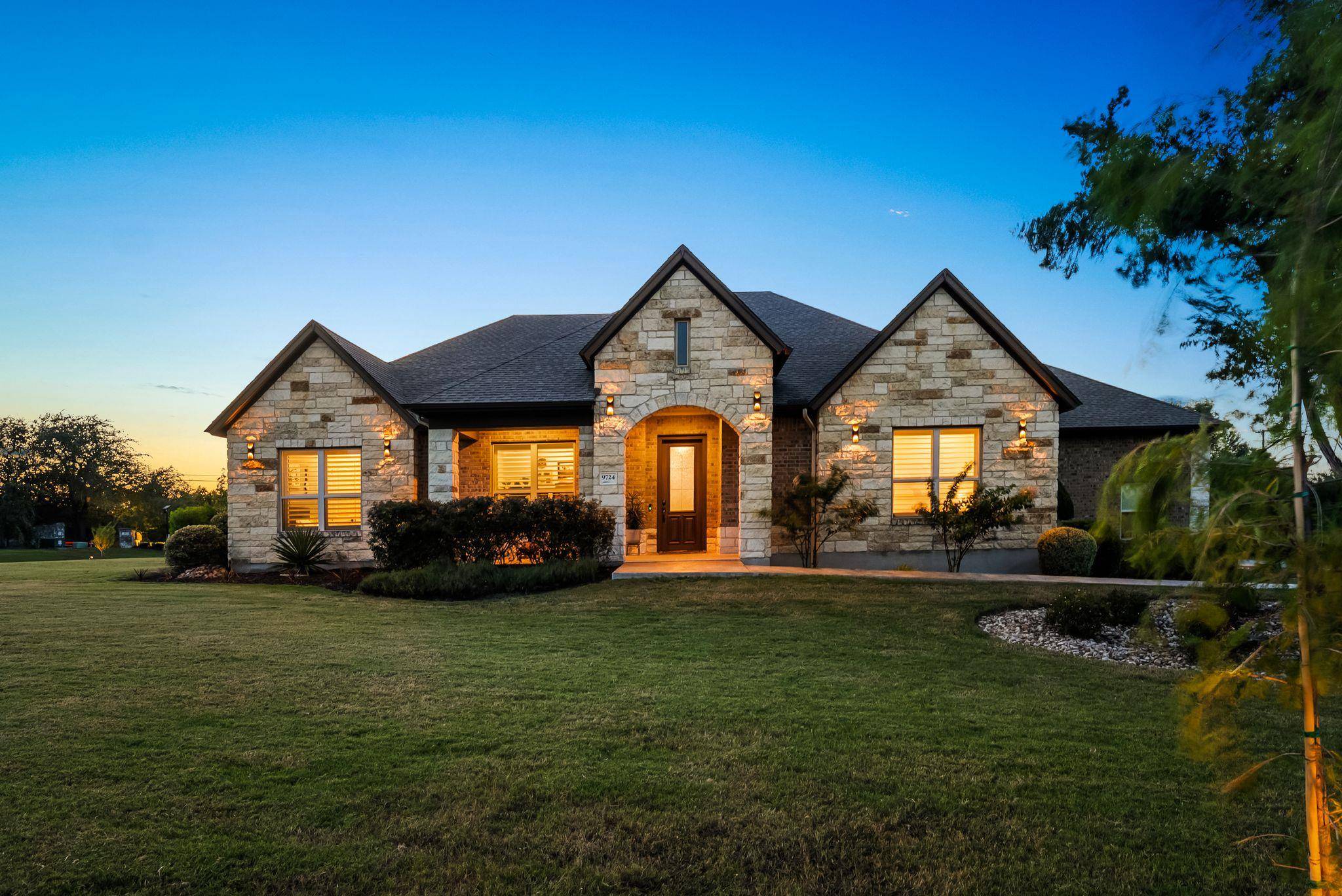 9724 Chamois WAY, Austin, TX 78736