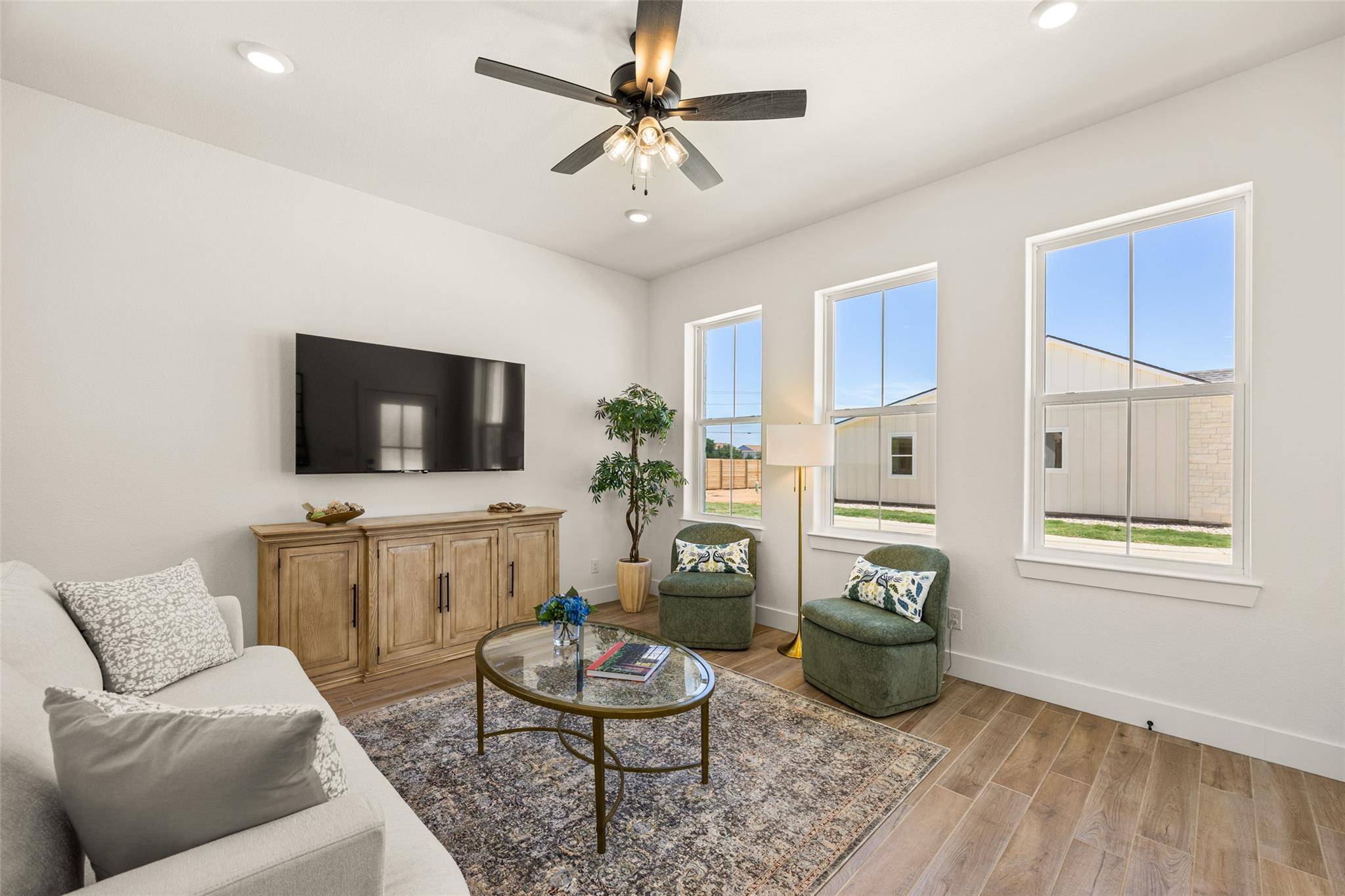 802 S Creek ST #103, Fredericksburg, TX 78624
