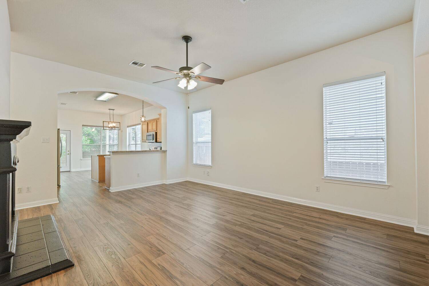 10013 Isle Royale WAY, Austin, TX 78747