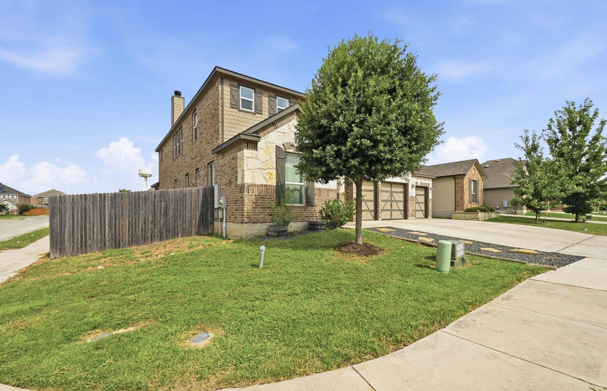 231 Maroon LN, Kyle, TX 78640