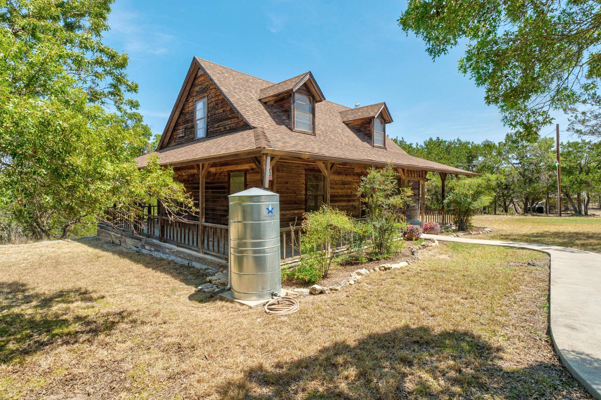 100 Clayton CV, Dripping Springs, TX 78620