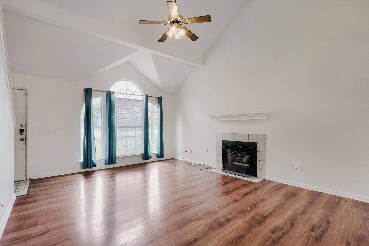 1910 Ireland DR, Leander, TX 78641