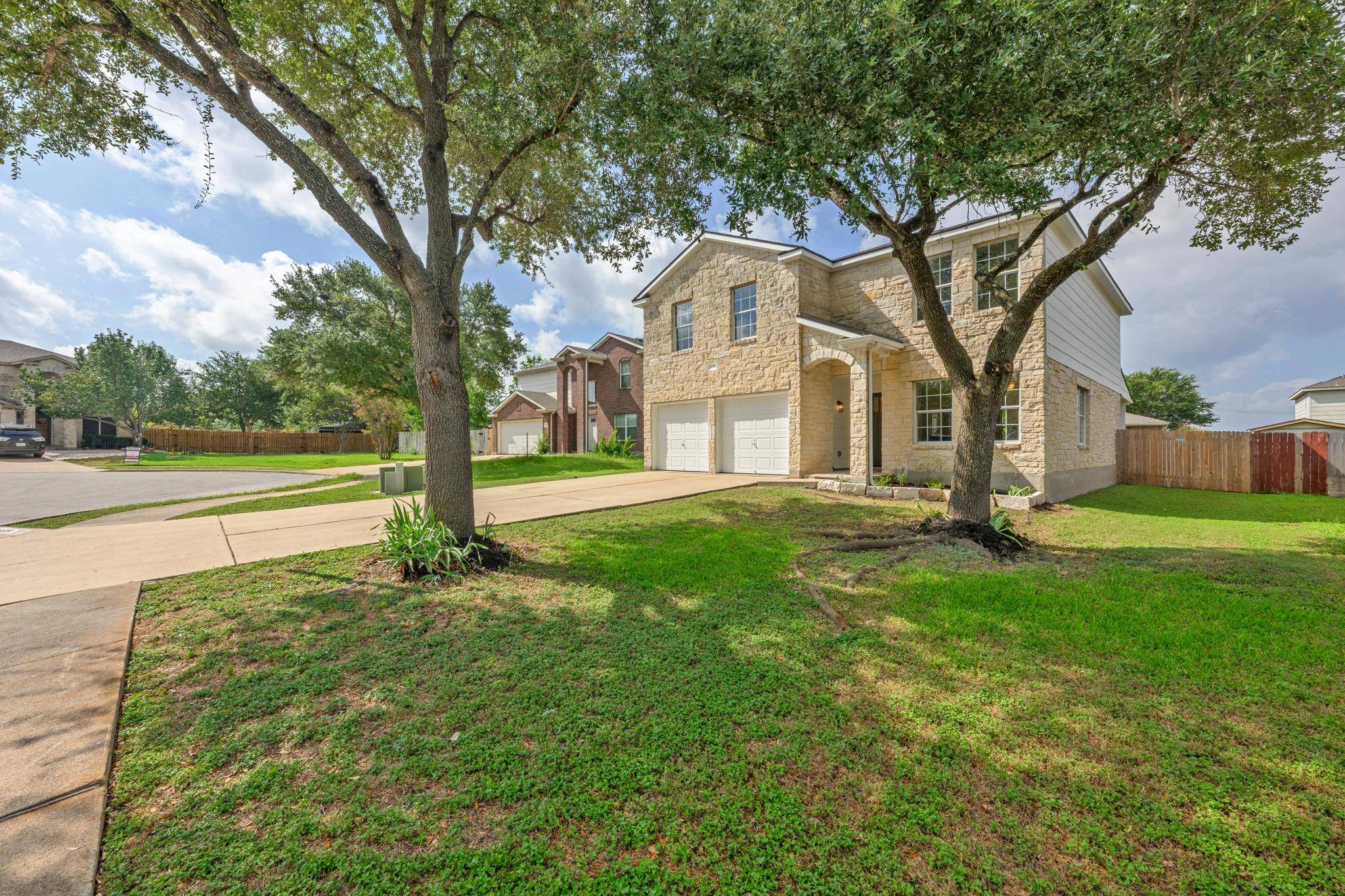 809 Tapestry CV, Pflugerville, TX 78660