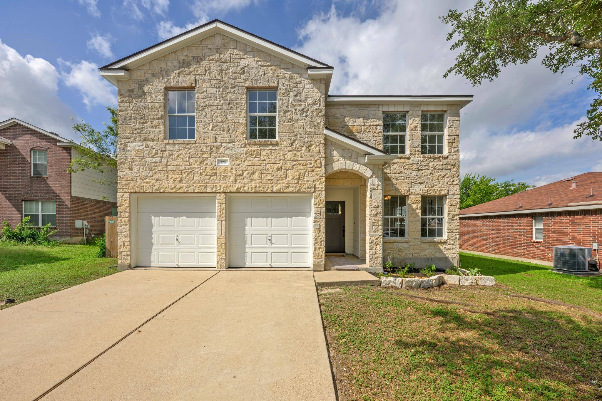 809 Tapestry CV, Pflugerville, TX 78660