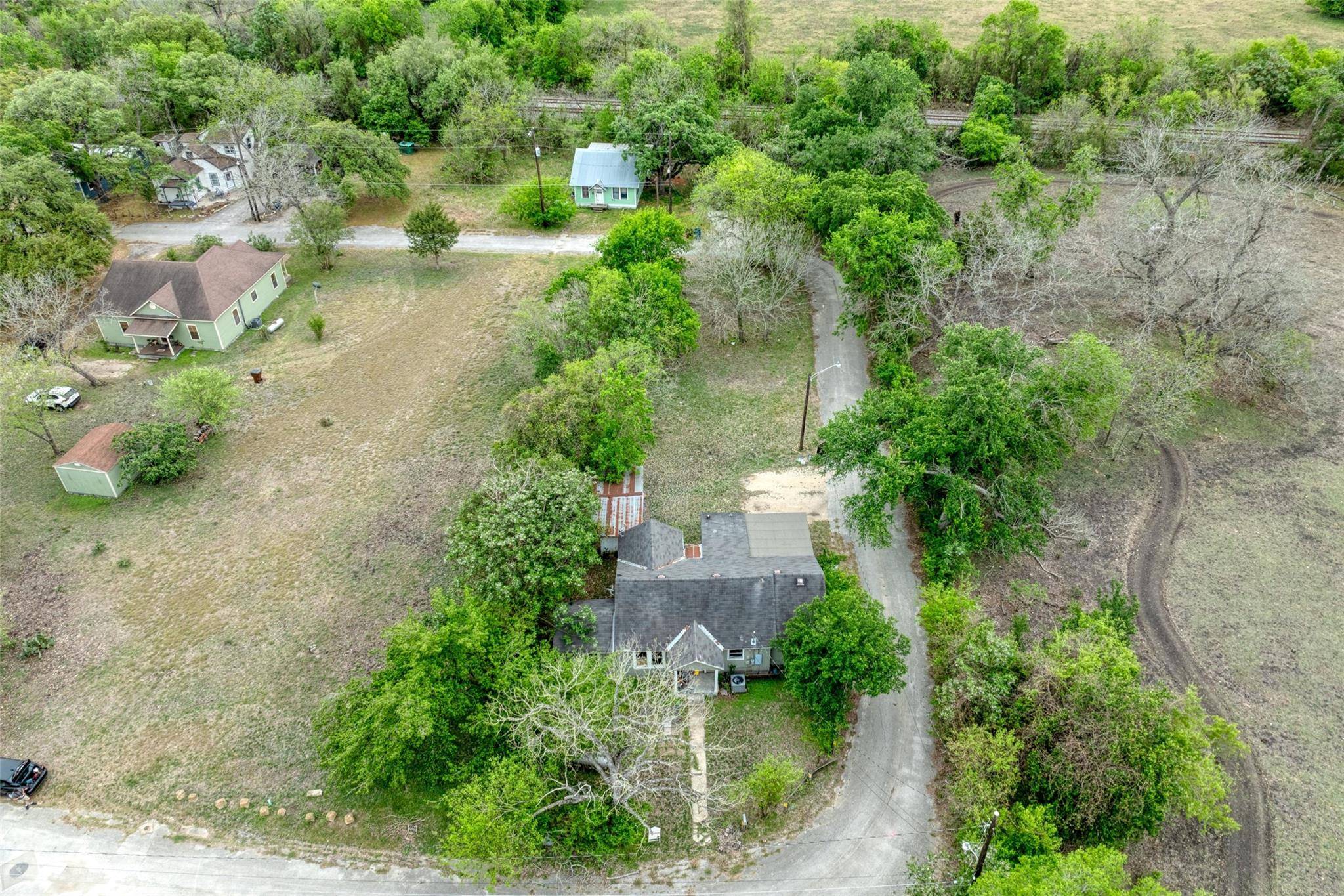 1006 Proctor ST, Lockhart, TX 78644