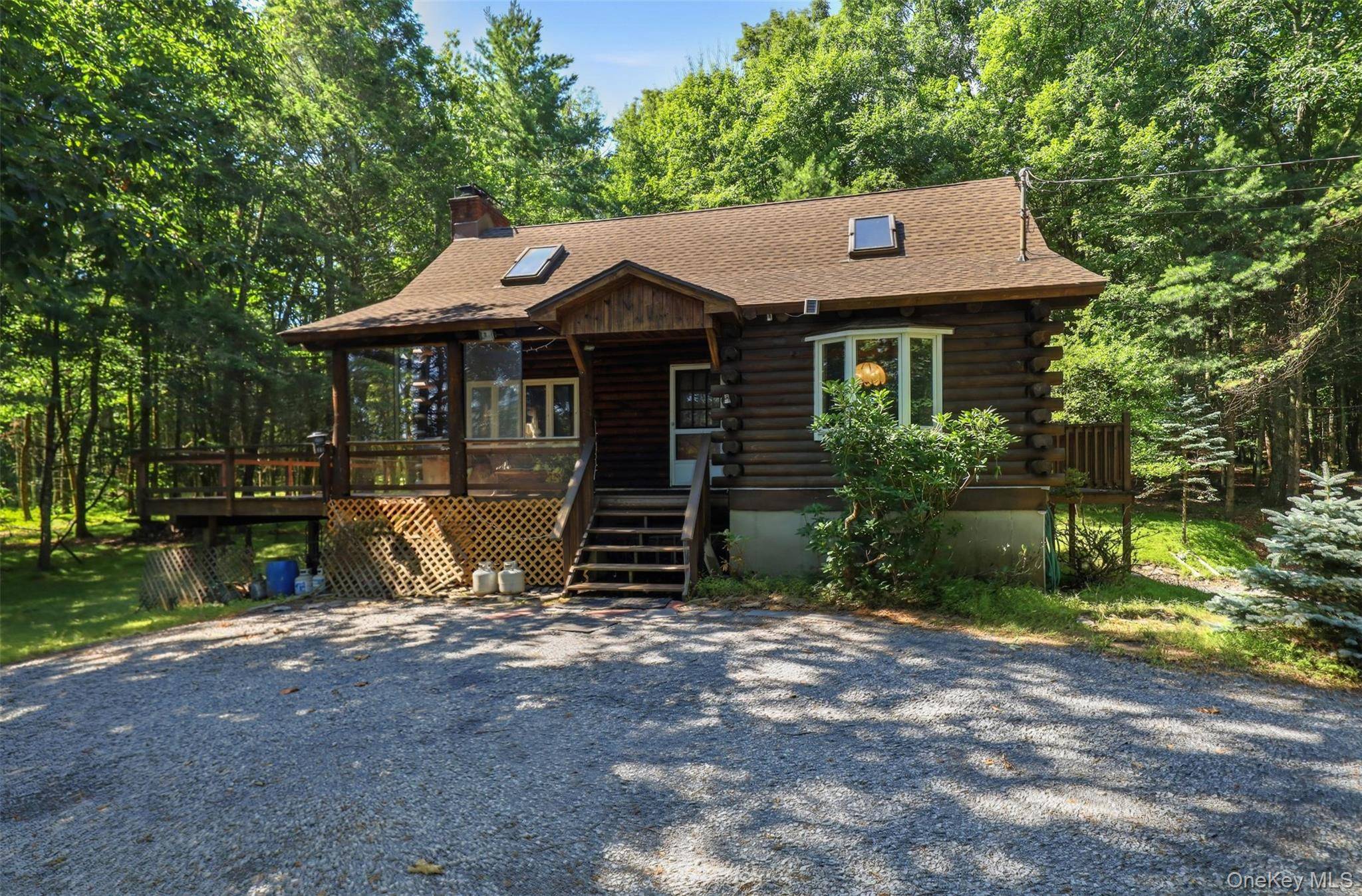 91 Airport RD, Eldred, NY 12732