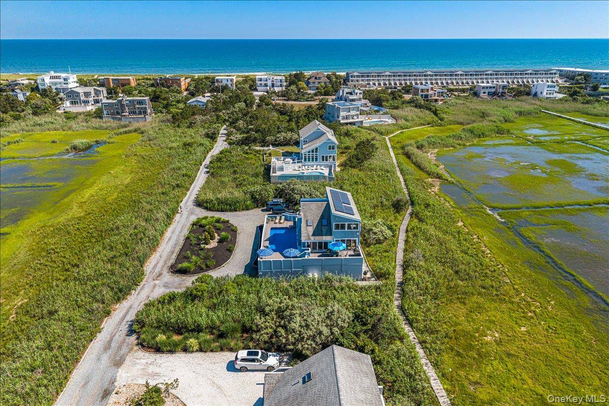 556 Dune RD, Westhampton, NY 11977