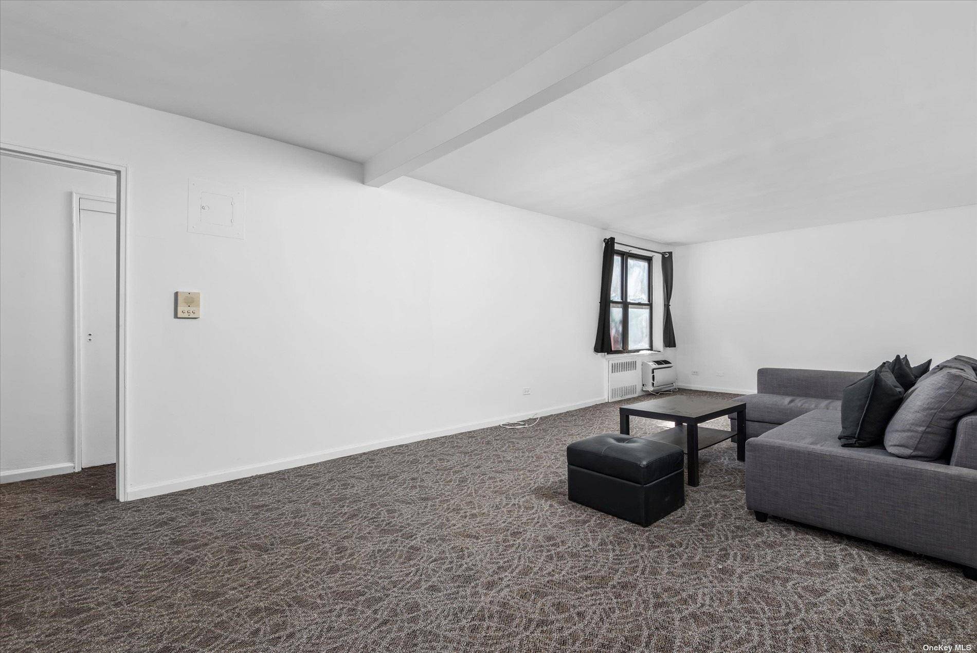 65-15 38th AVE #5R, Woodside, NY 11377