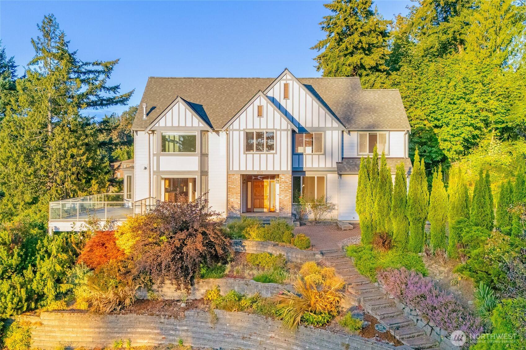 1015 Lone Tree CT, Bellingham, WA 98229