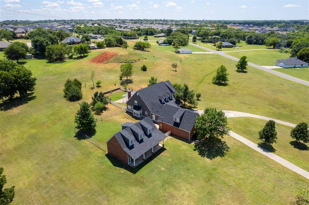 614 Little River RD, Norman, OK 73071