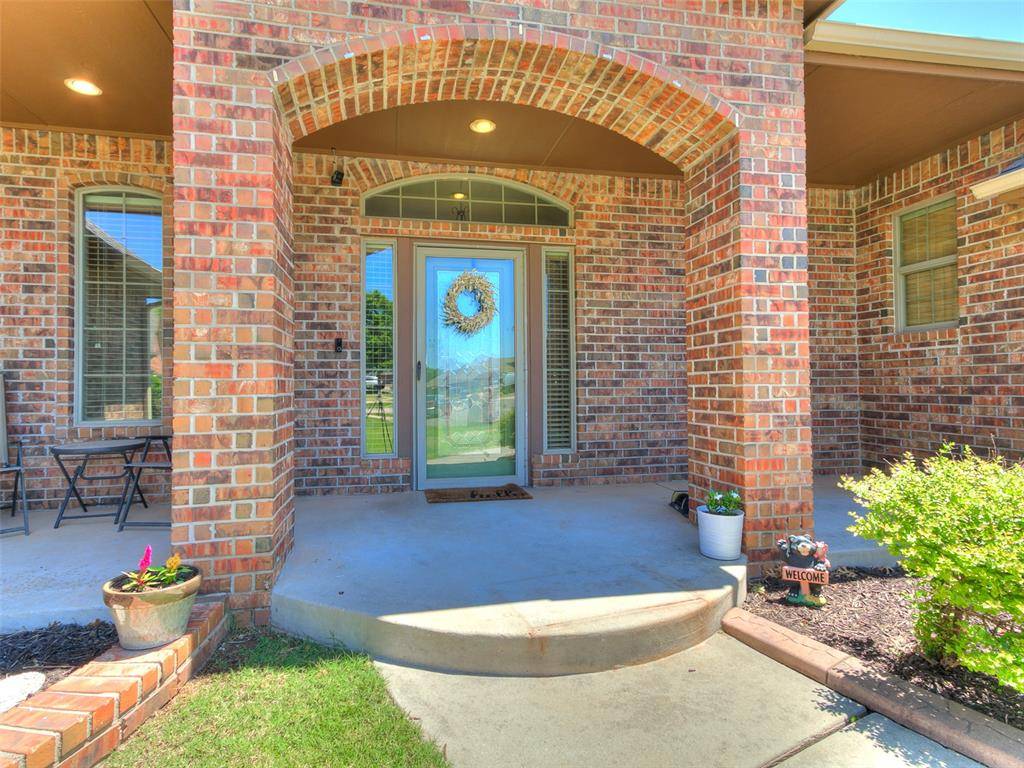 10801 NW 118th PL, Yukon, OK 73099