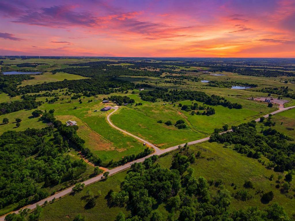 793 County Road 1470, Ninnekah, OK 73067