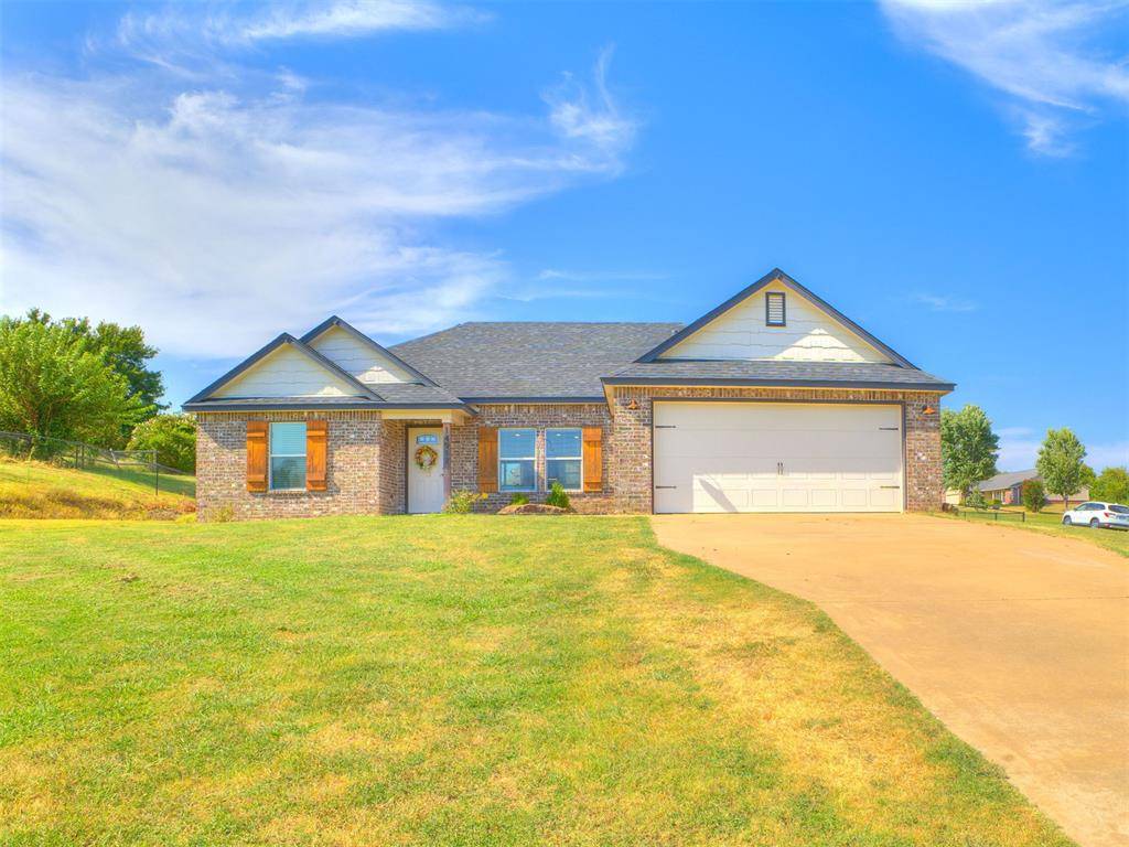14917 E McCloud ST, Claremore, OK 74017