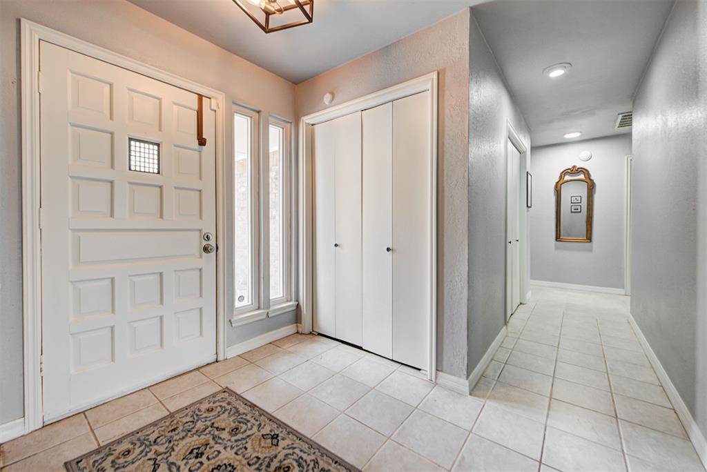 6612 Elk Canyon RD, Oklahoma City, OK 73162