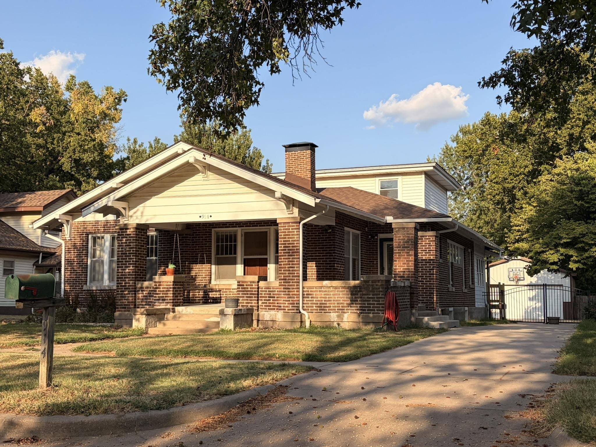 914 N 2nd Street, Arkansas City, KS 67005-6639