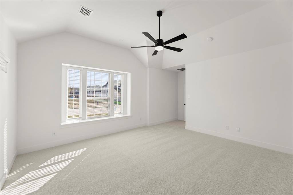 8511 Great Stone Trail, Rowlett, TX 75089