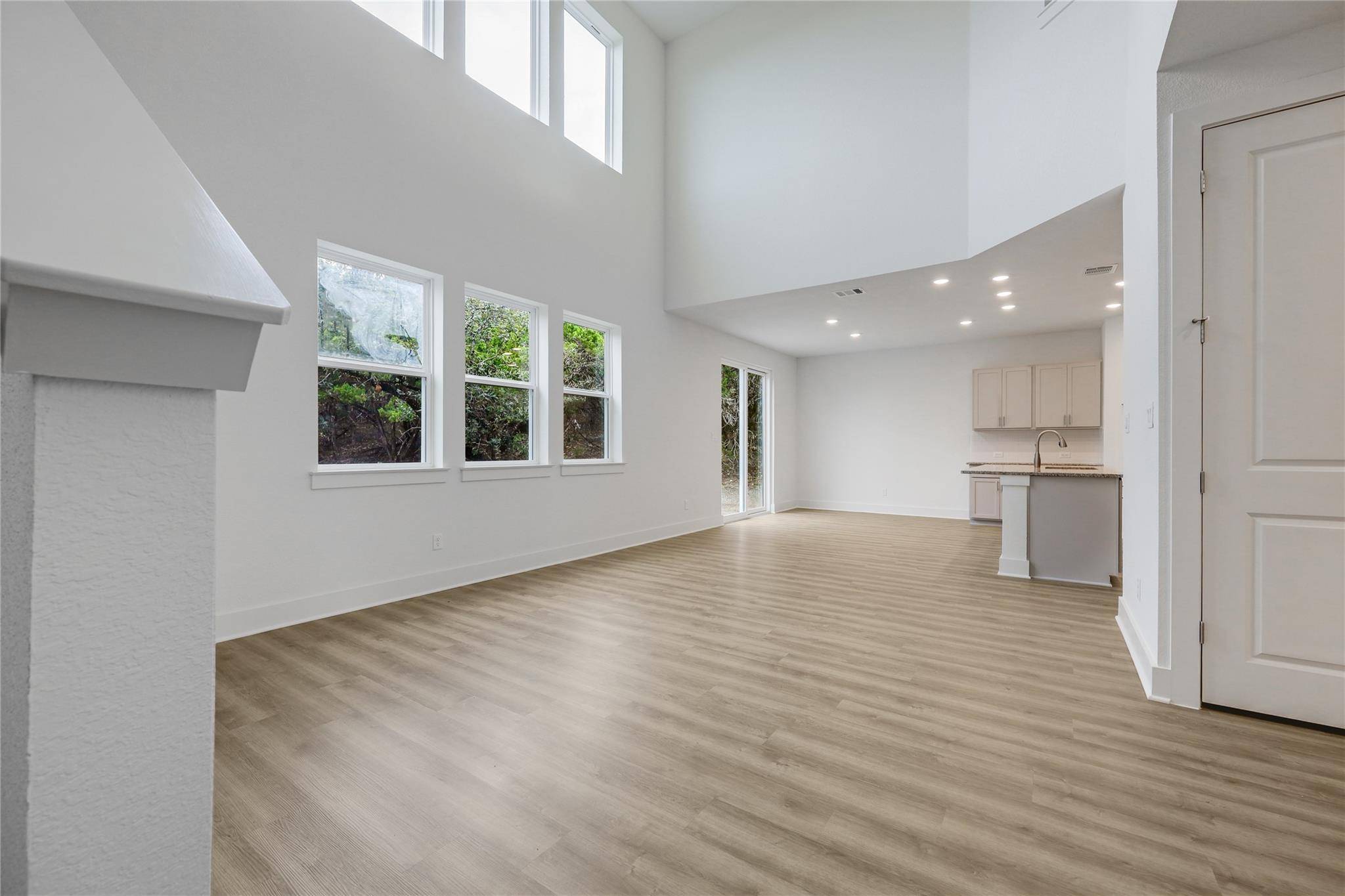 20110 Lee LN, Lago Vista, TX 78645