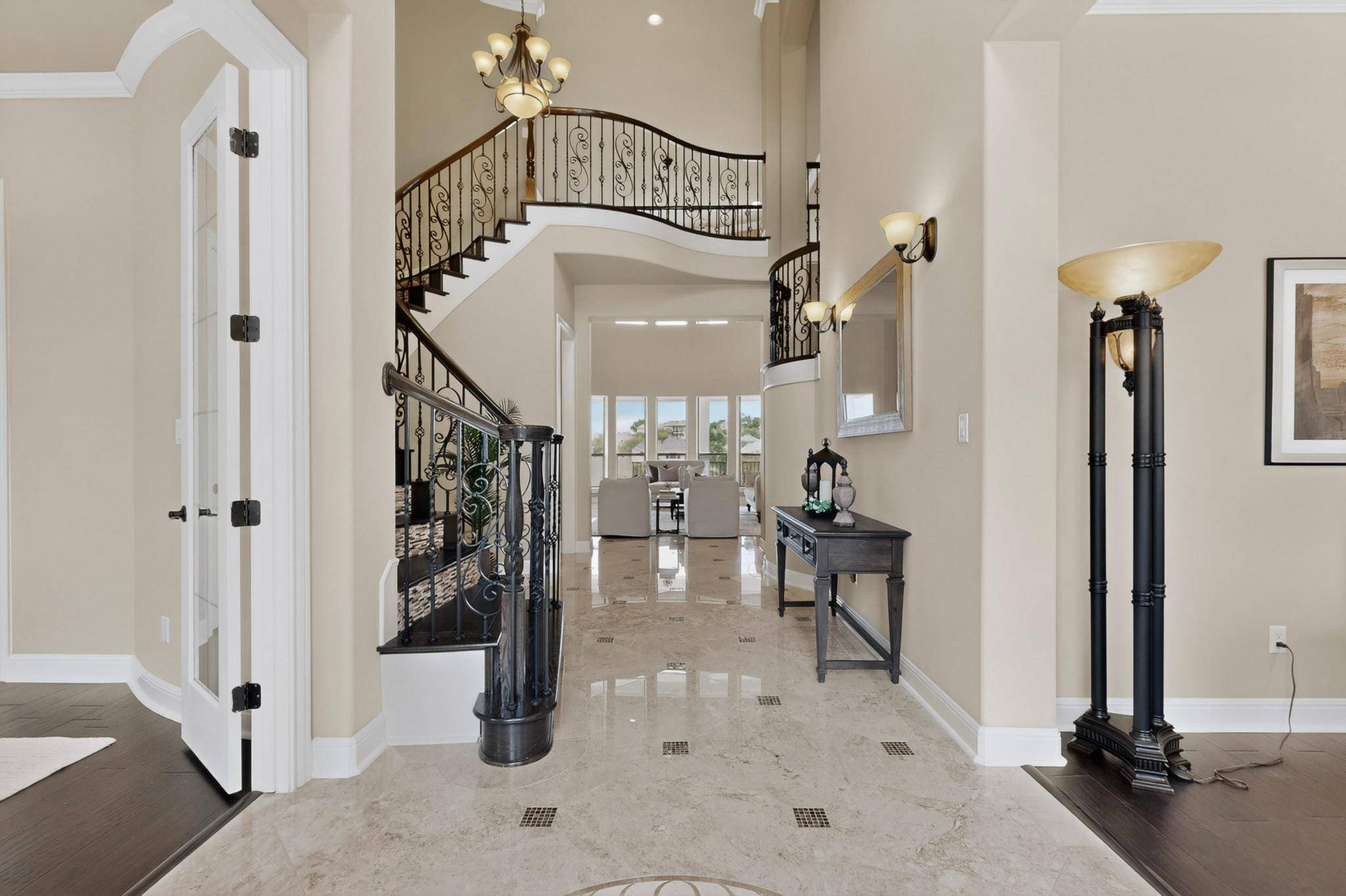 1905 Leaders LN, Leander, TX 78641