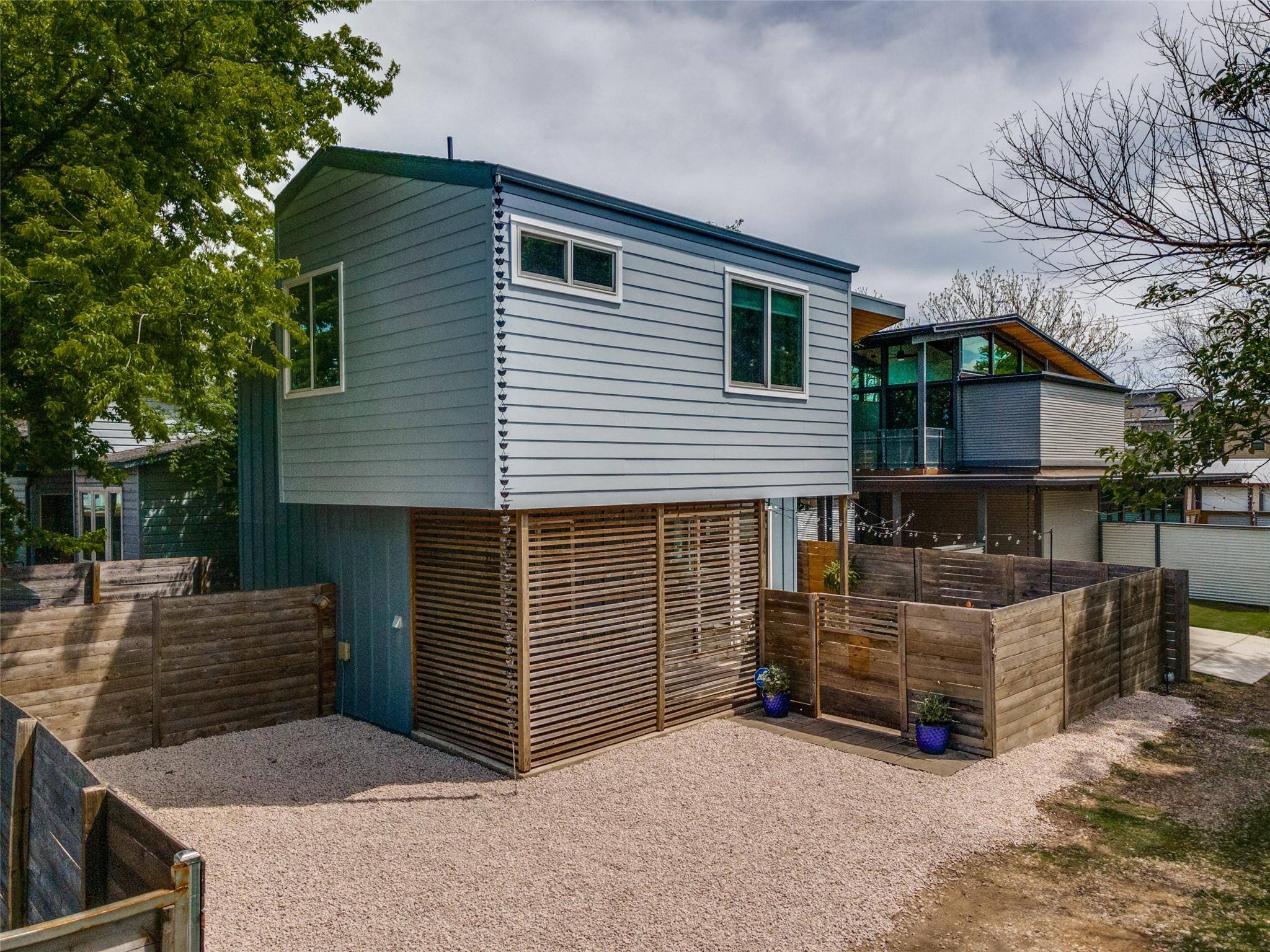 919 E 51st ST #B, Austin, TX 78751