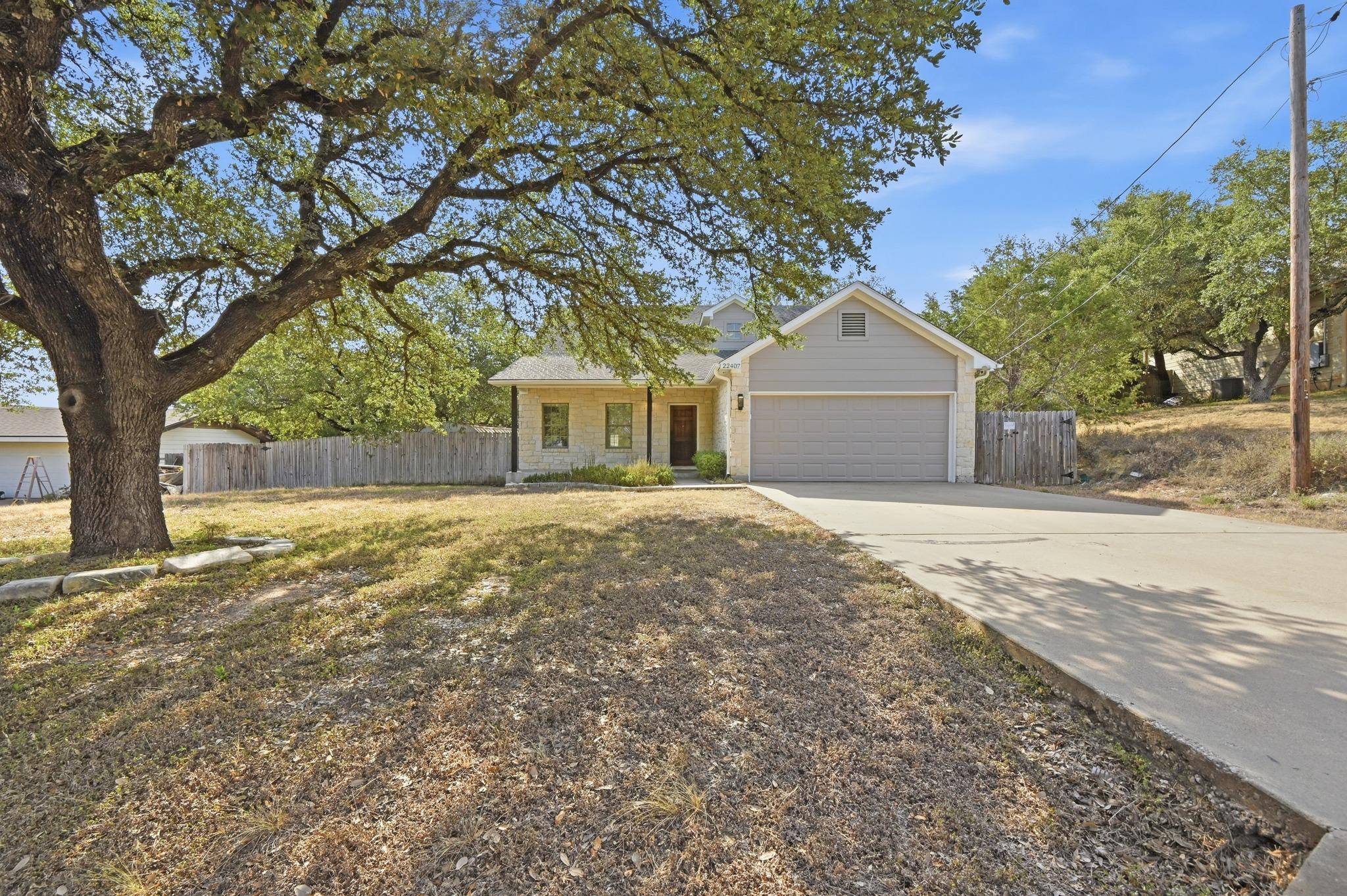 22407 Briarcliff DR, Spicewood, TX 78669