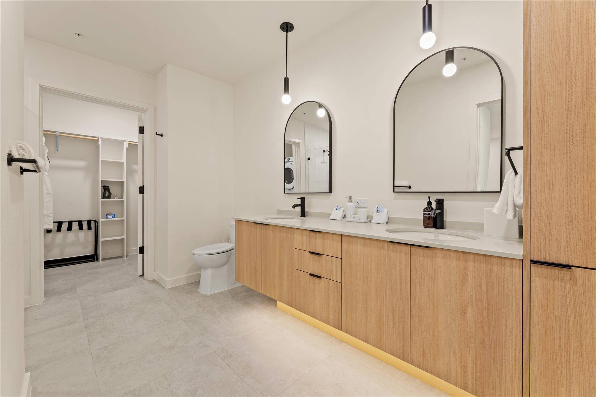 2323 S Lamar BLVD #204, Austin, TX 78704