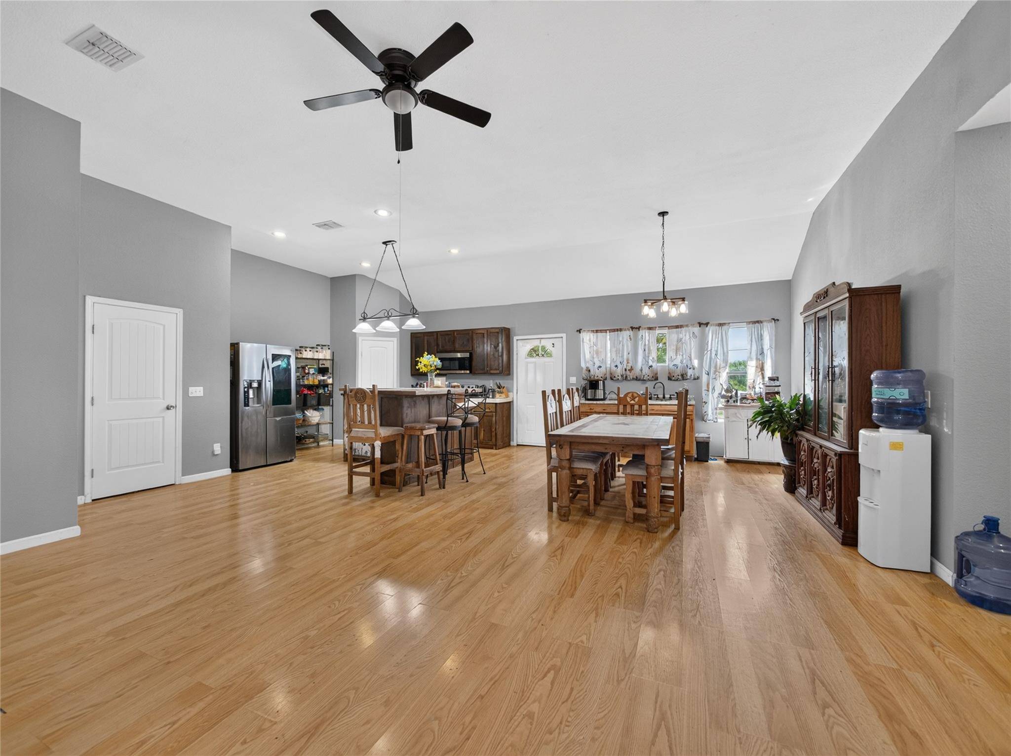 5734 FM 621, Martindale, TX 78655