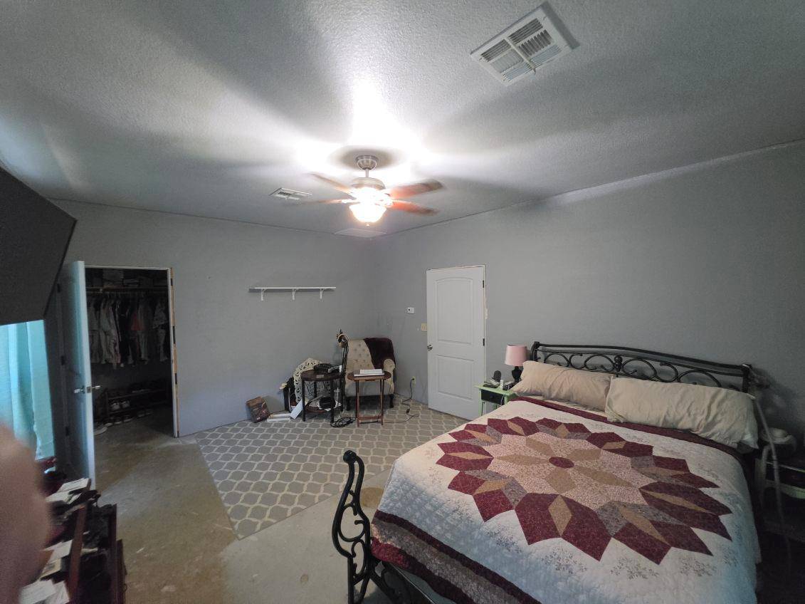 202 Private Road 4464, Rockdale, TX 76567