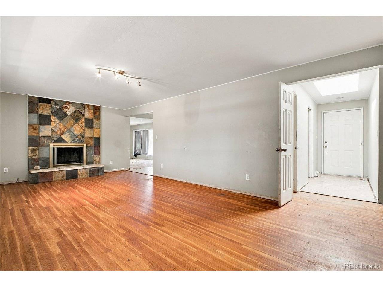 6974 S Lakeview, Littleton, CO 80120