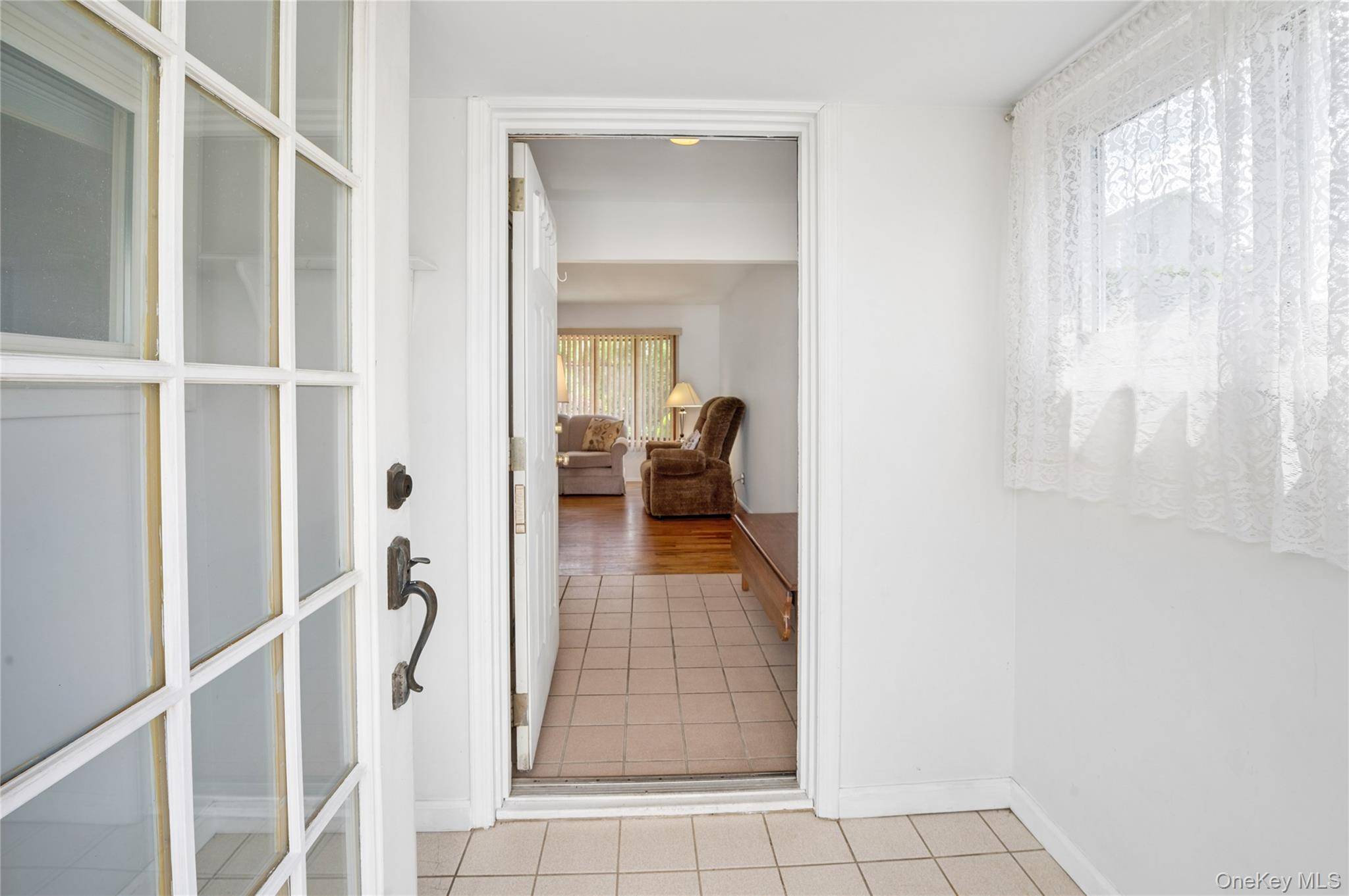 50 Hazelton RD, Yonkers, NY 10710