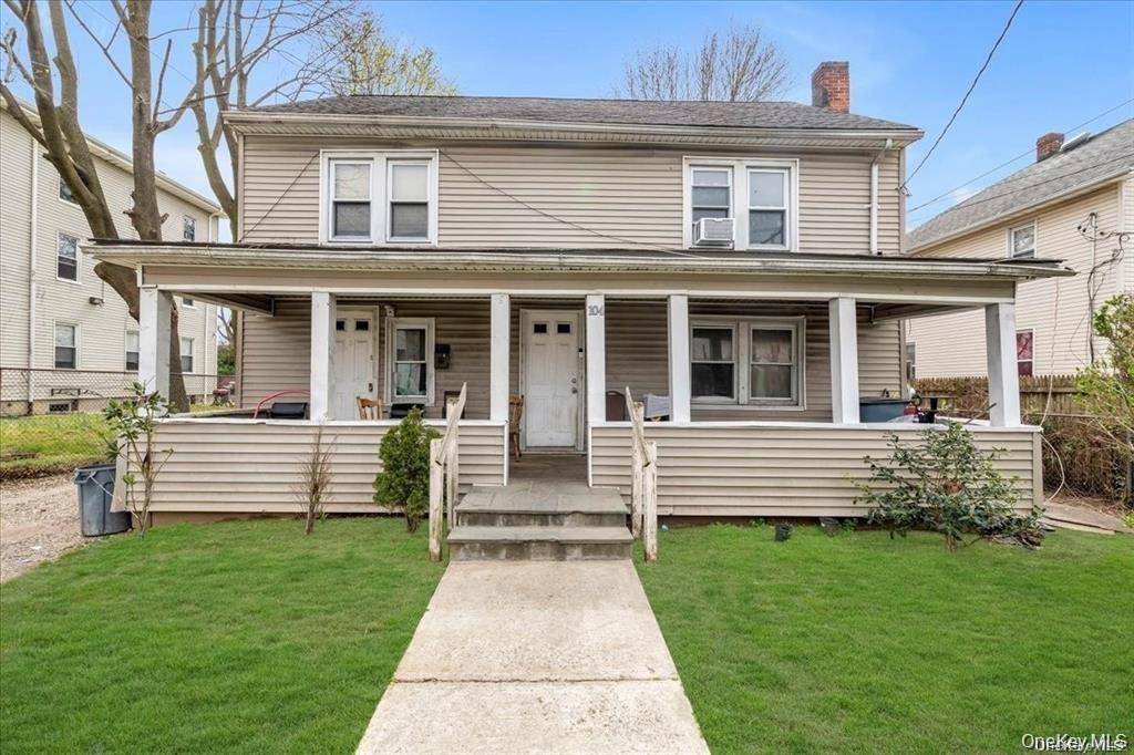 104 Grove ST, Hempstead, NY 11550