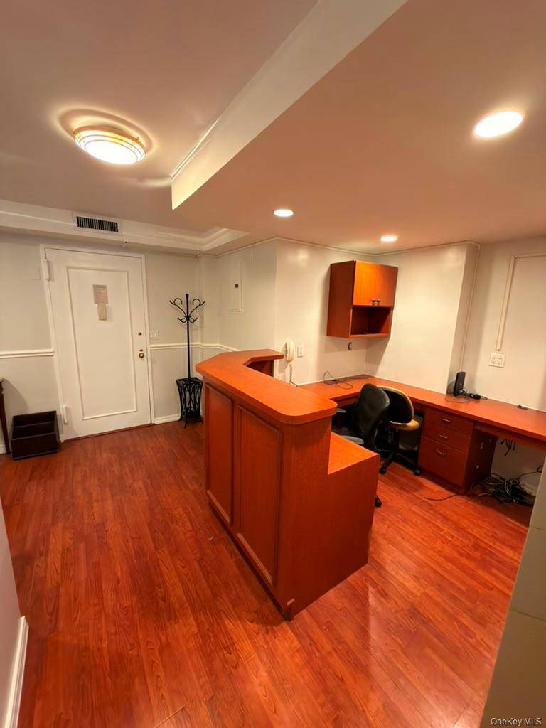 155 W 68th ST #2-27, New York (manhattan), NY 10023