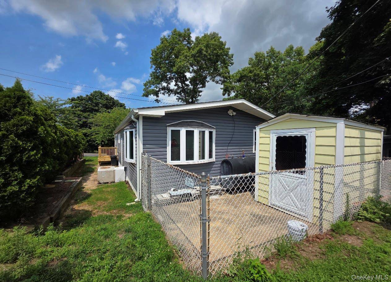 309-15 Fanning BLVD, Riverhead, NY 11901