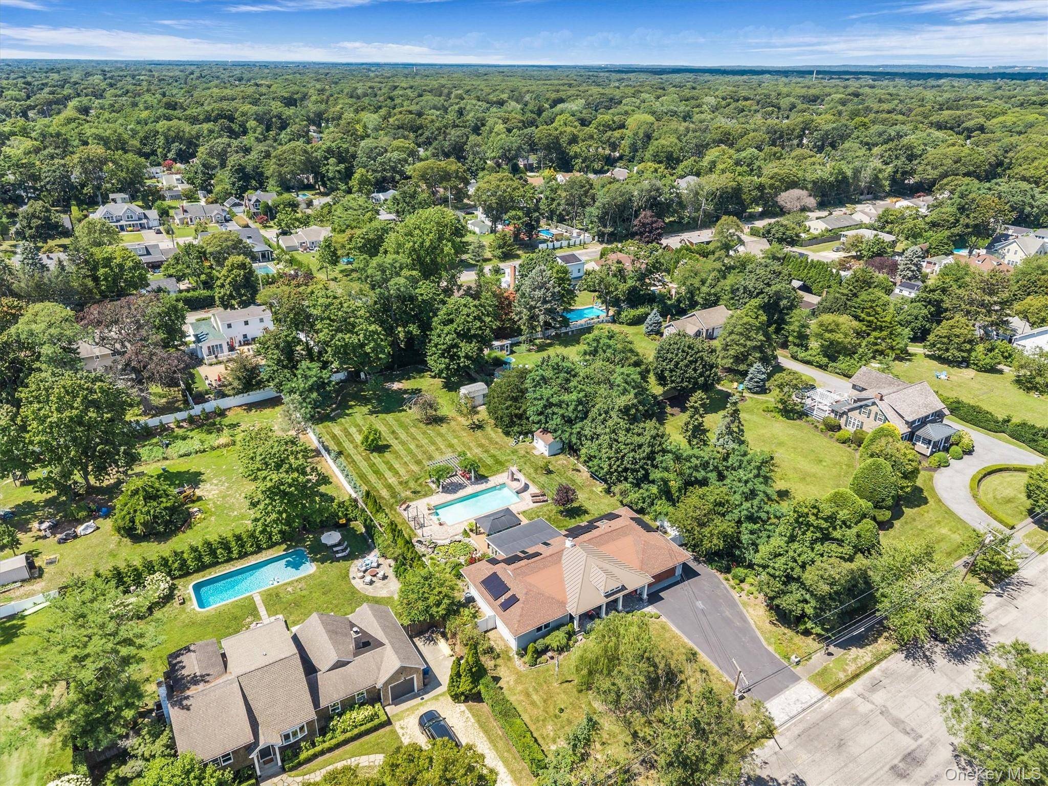 6 N Howells Point RD, Bellport Village, NY 11713
