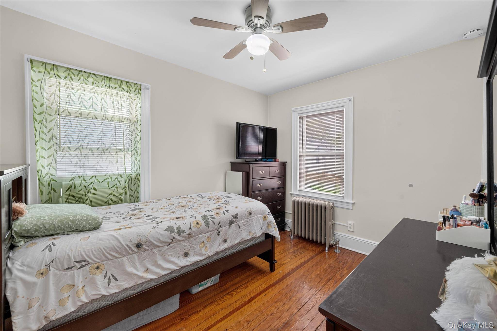 22118 110th AVE, Queens Village, NY 11429