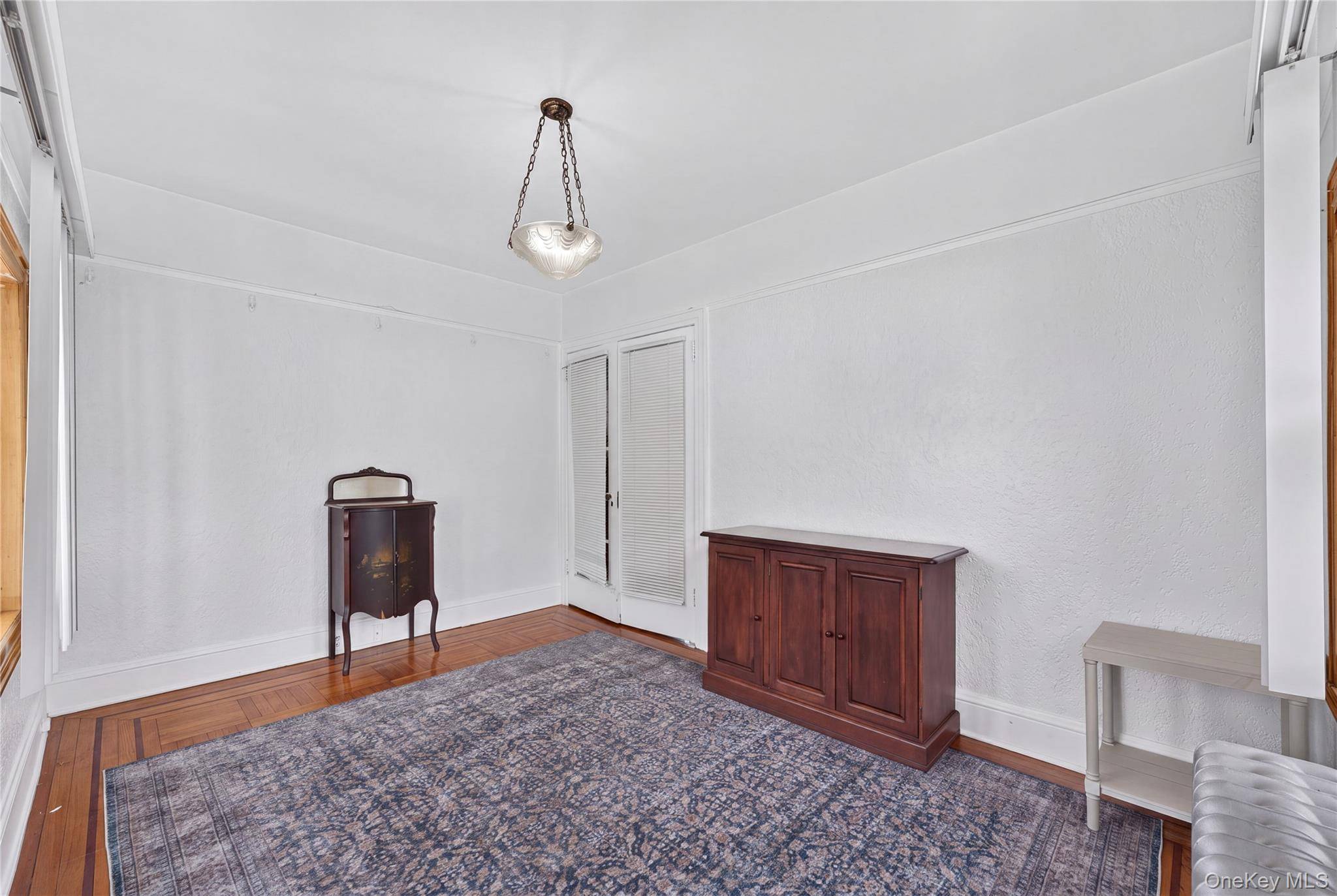 22118 110th AVE, Queens Village, NY 11429