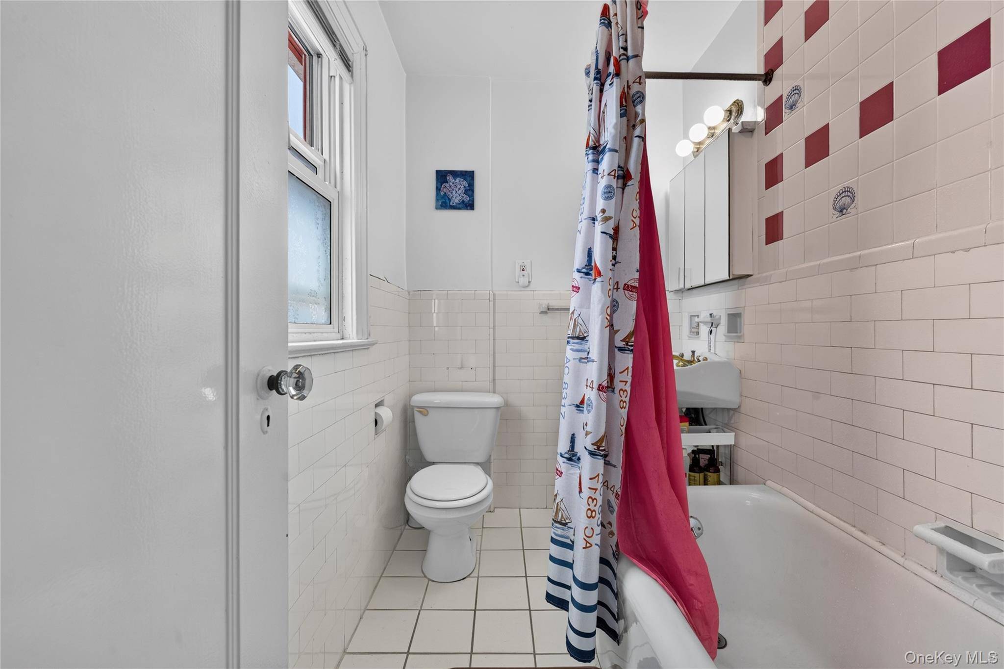 22118 110th AVE, Queens Village, NY 11429