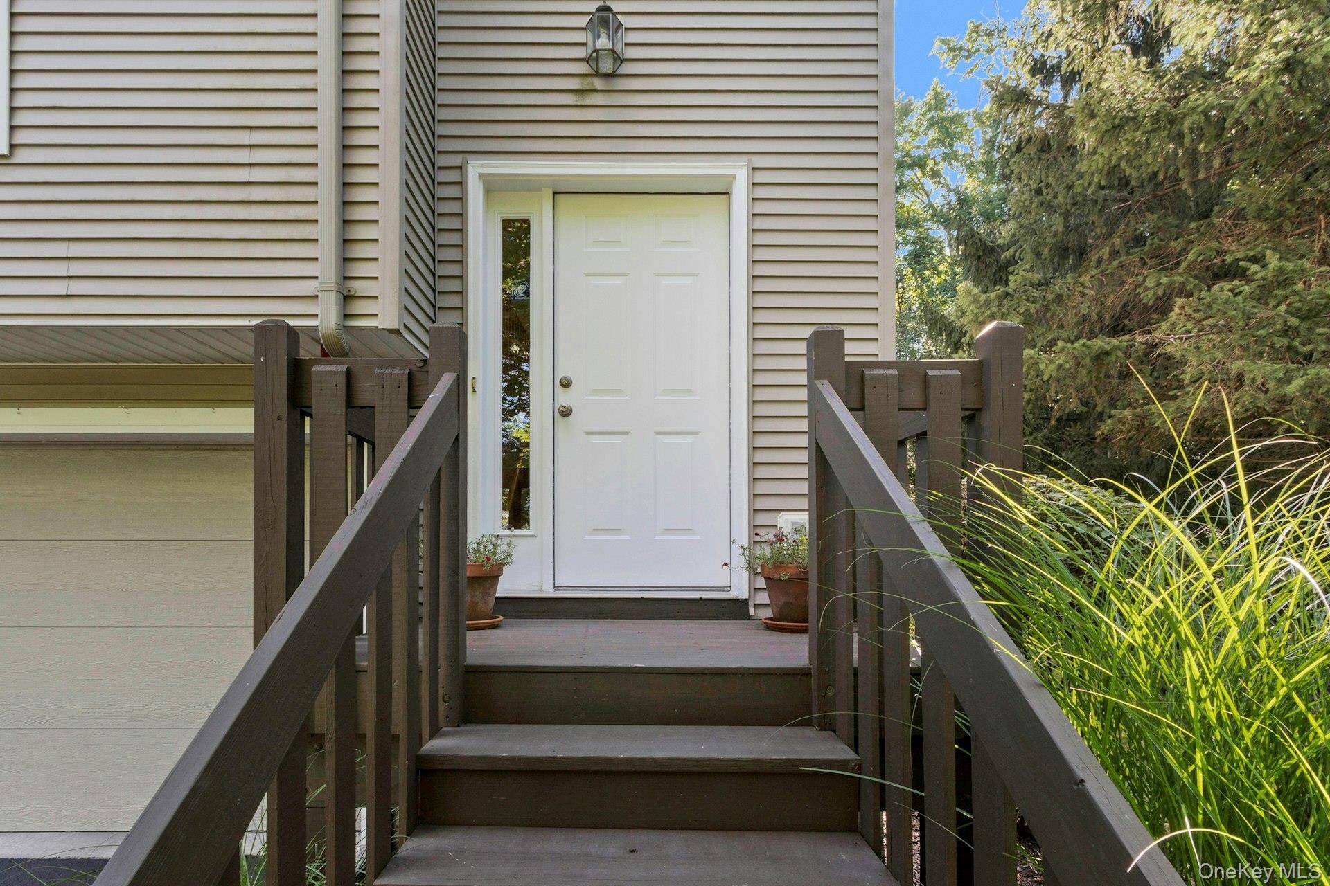 77 Leif BLVD, Congers, NY 10920