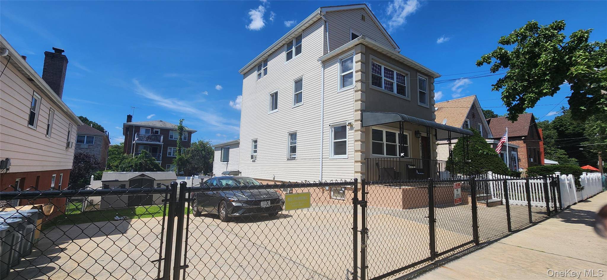 1637 Stadium AVE, Bronx, NY 10465
