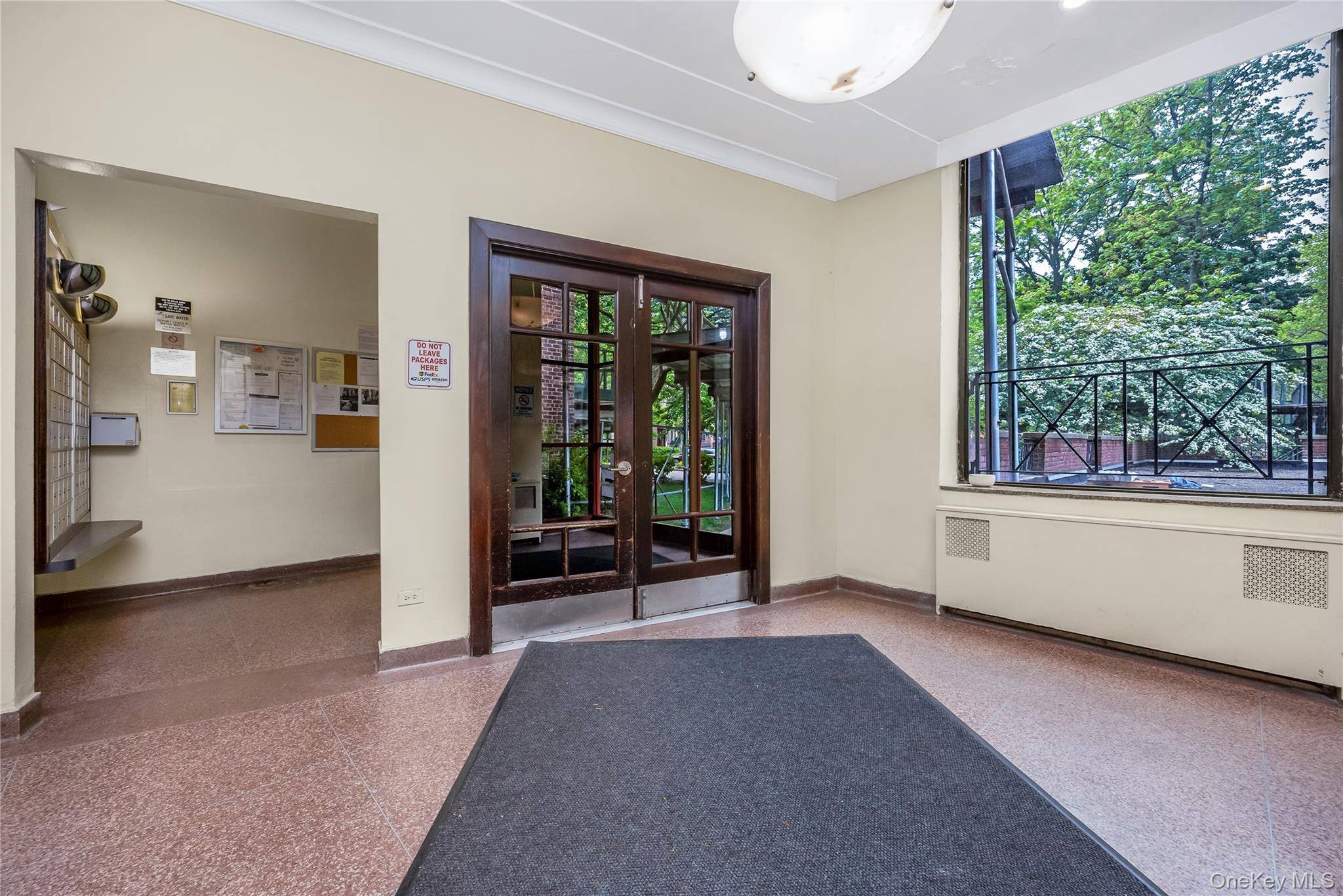 150-10 71st AVE #2K, Kew Garden Hills, NY 11367