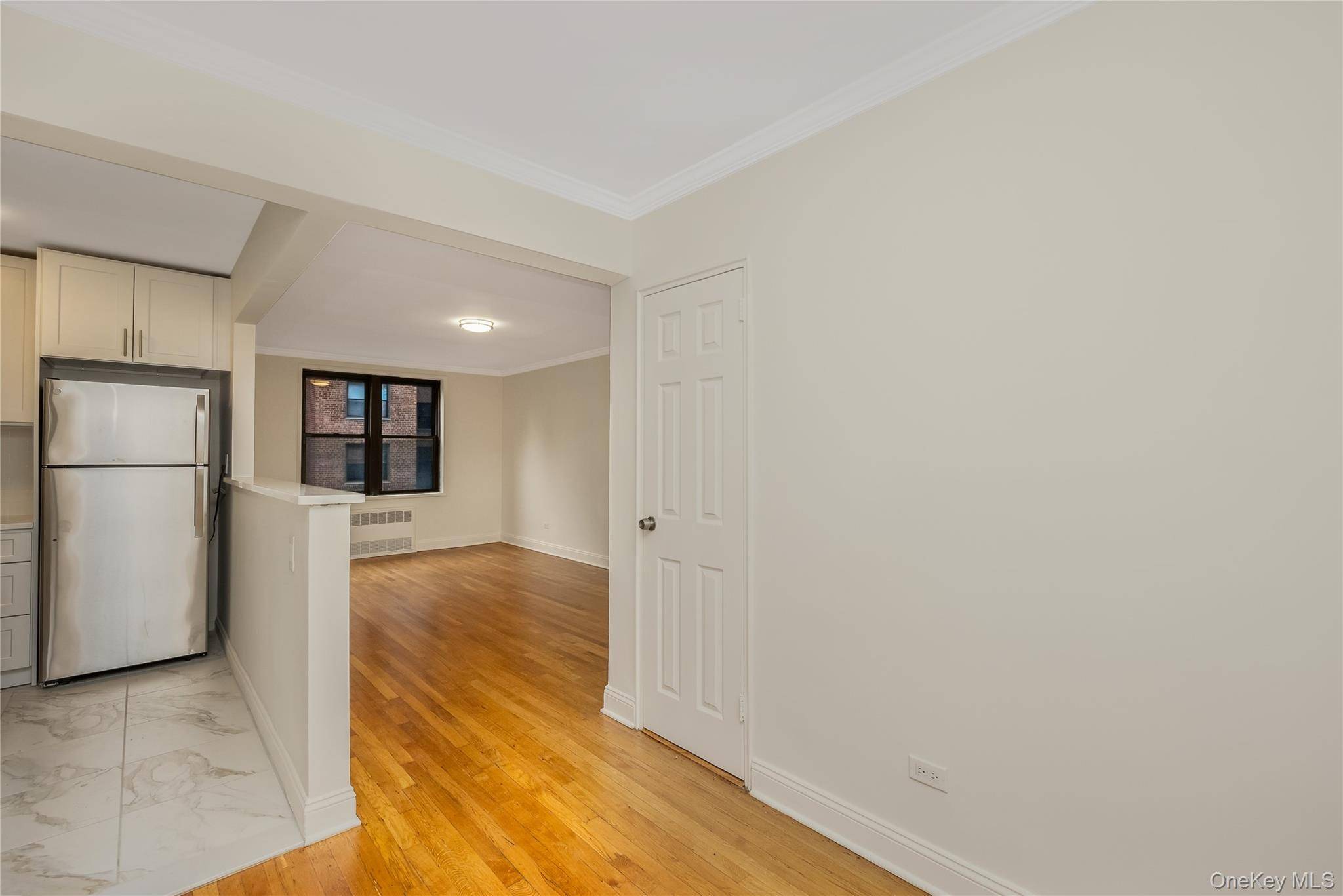 150-10 71st AVE #2K, Kew Garden Hills, NY 11367