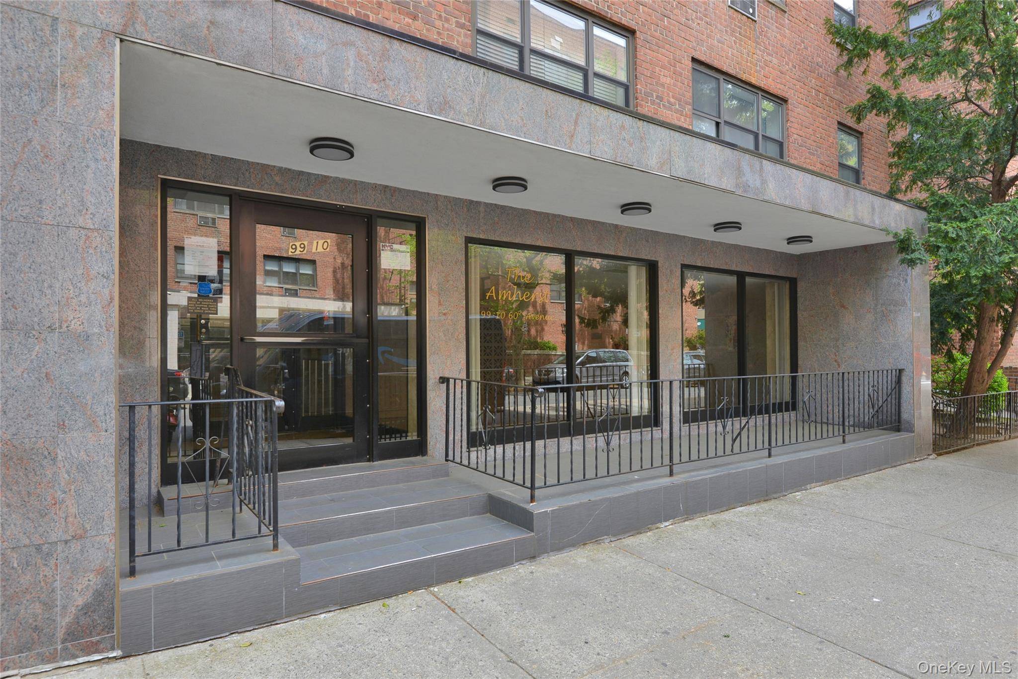 99-10 60Ave #3B, Corona, NY 11368